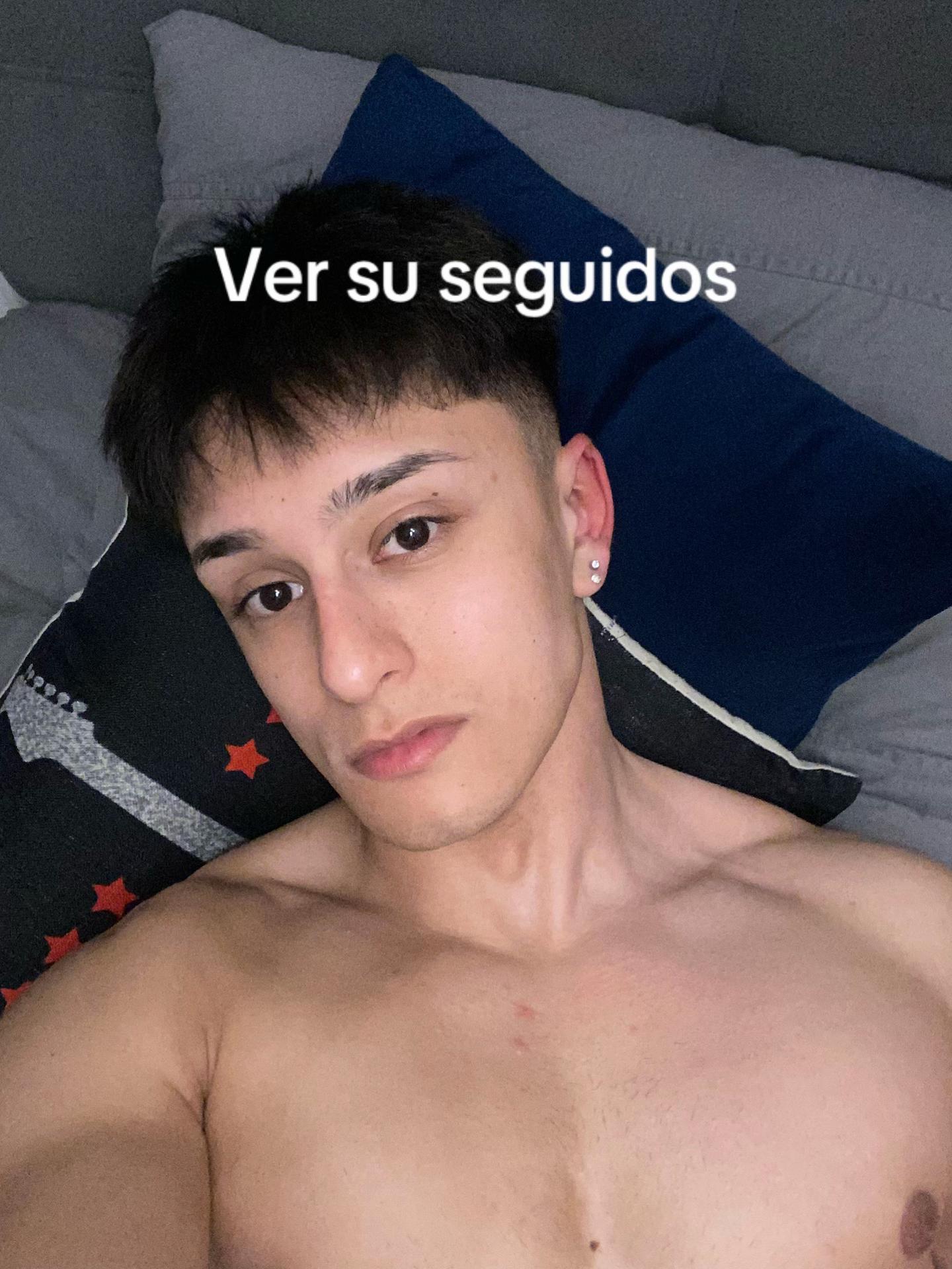 @Matías