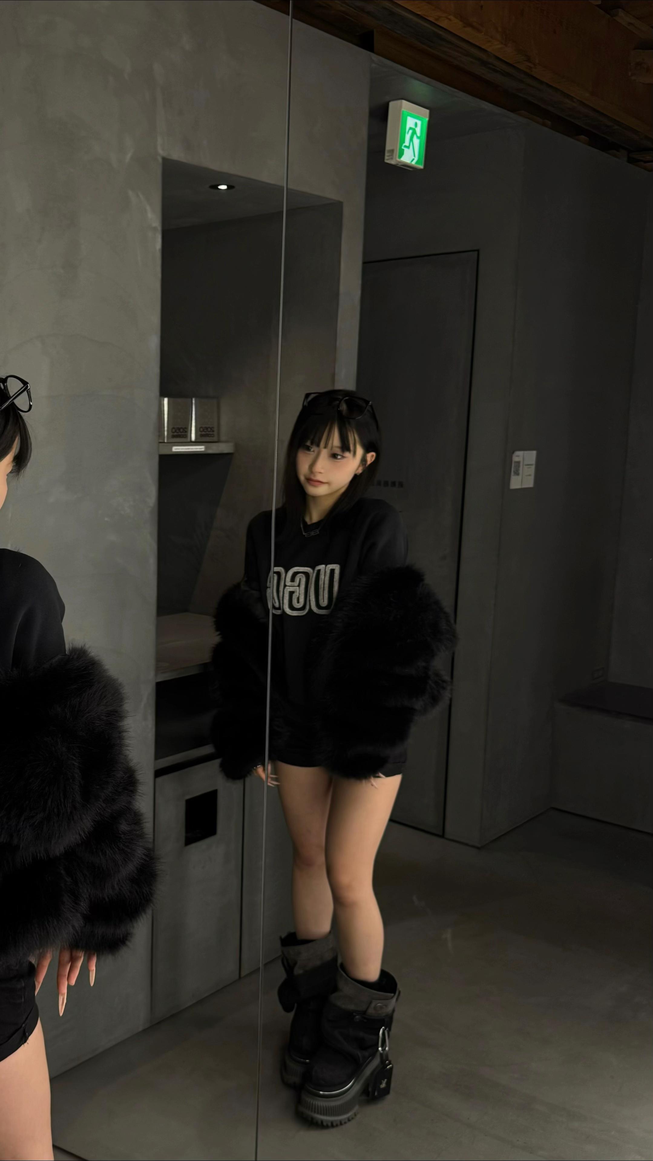 @リ コ