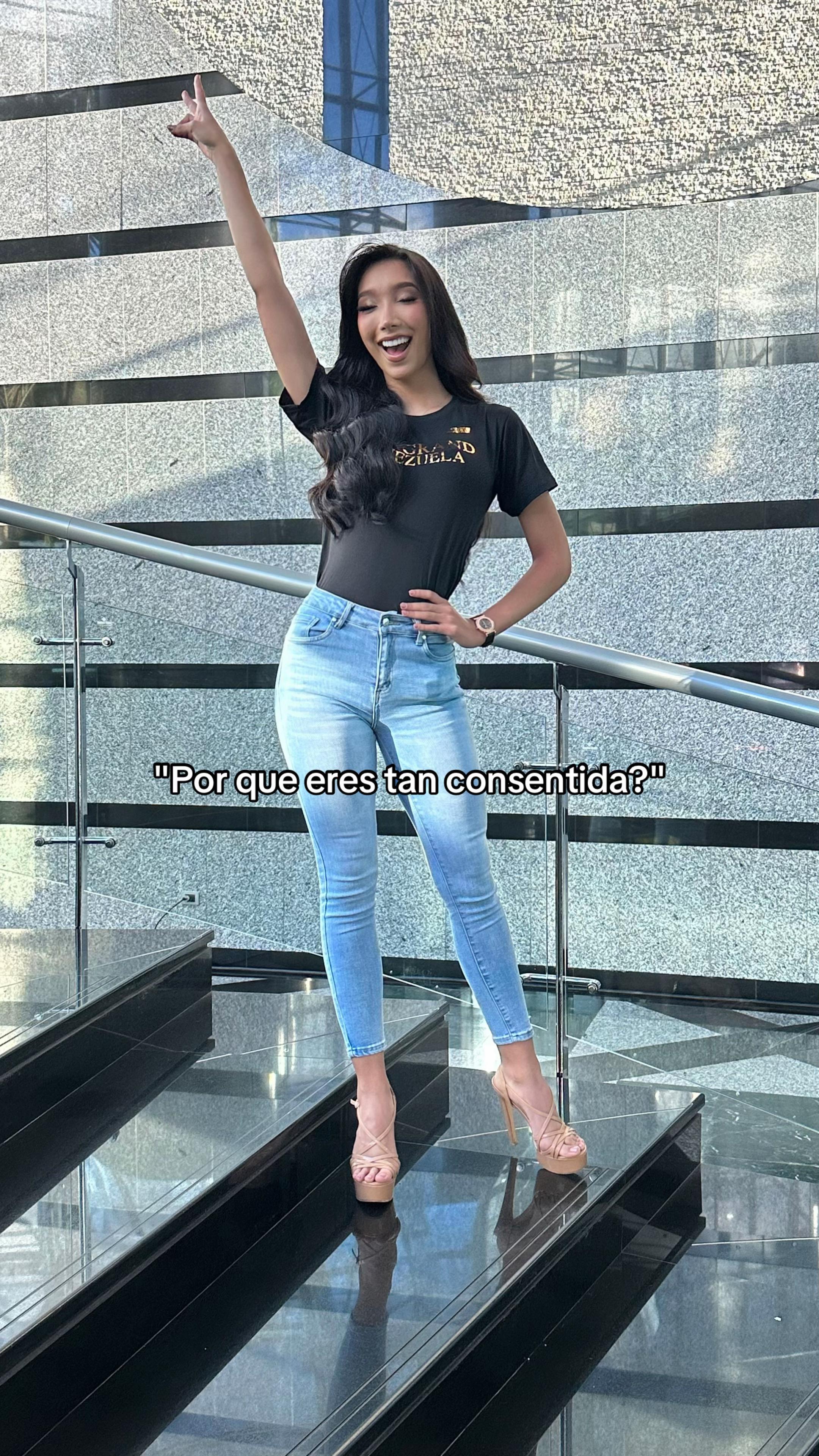 @Barbara Bompart🖤👸🏻
