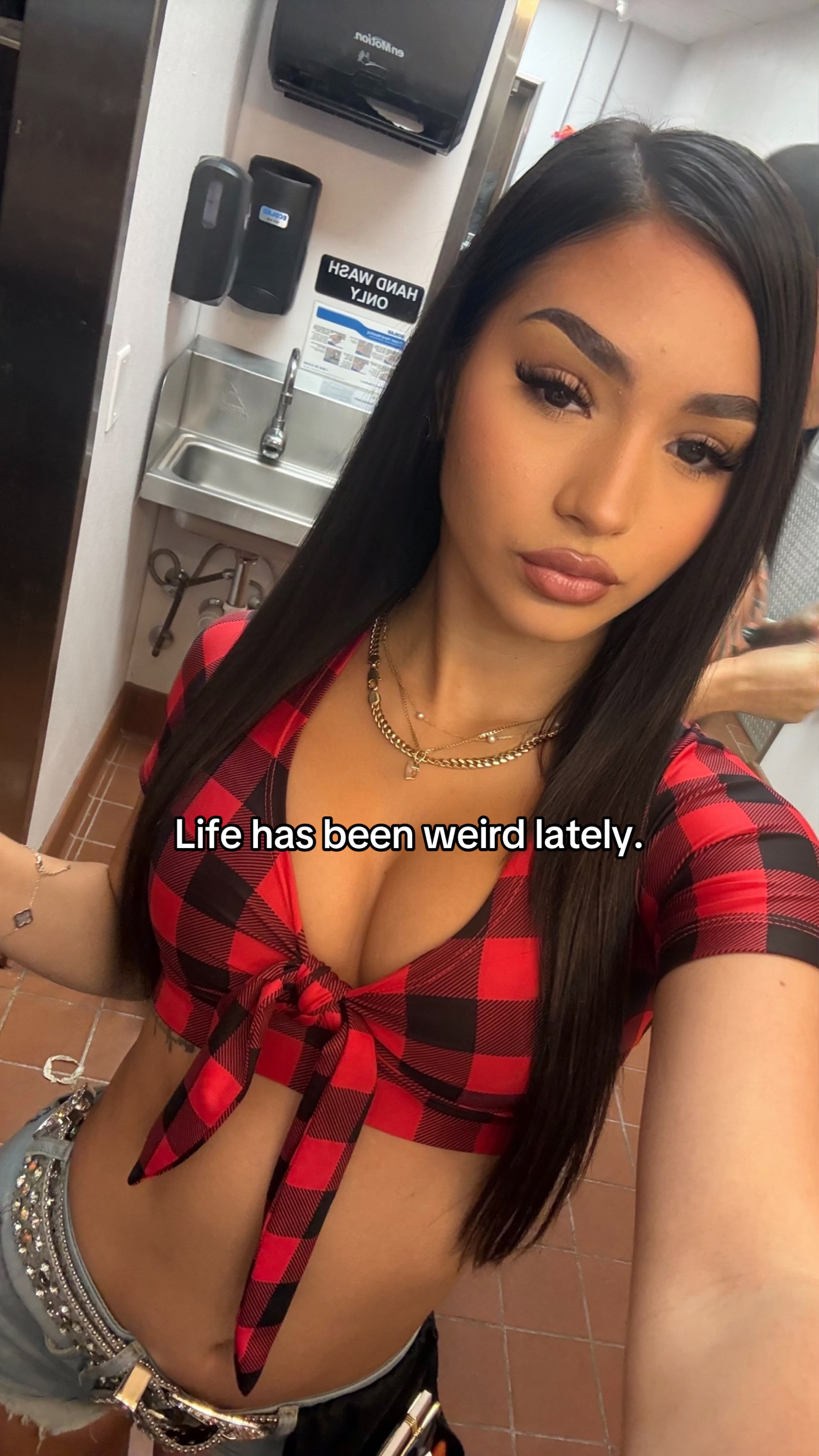 @Julieee🍒