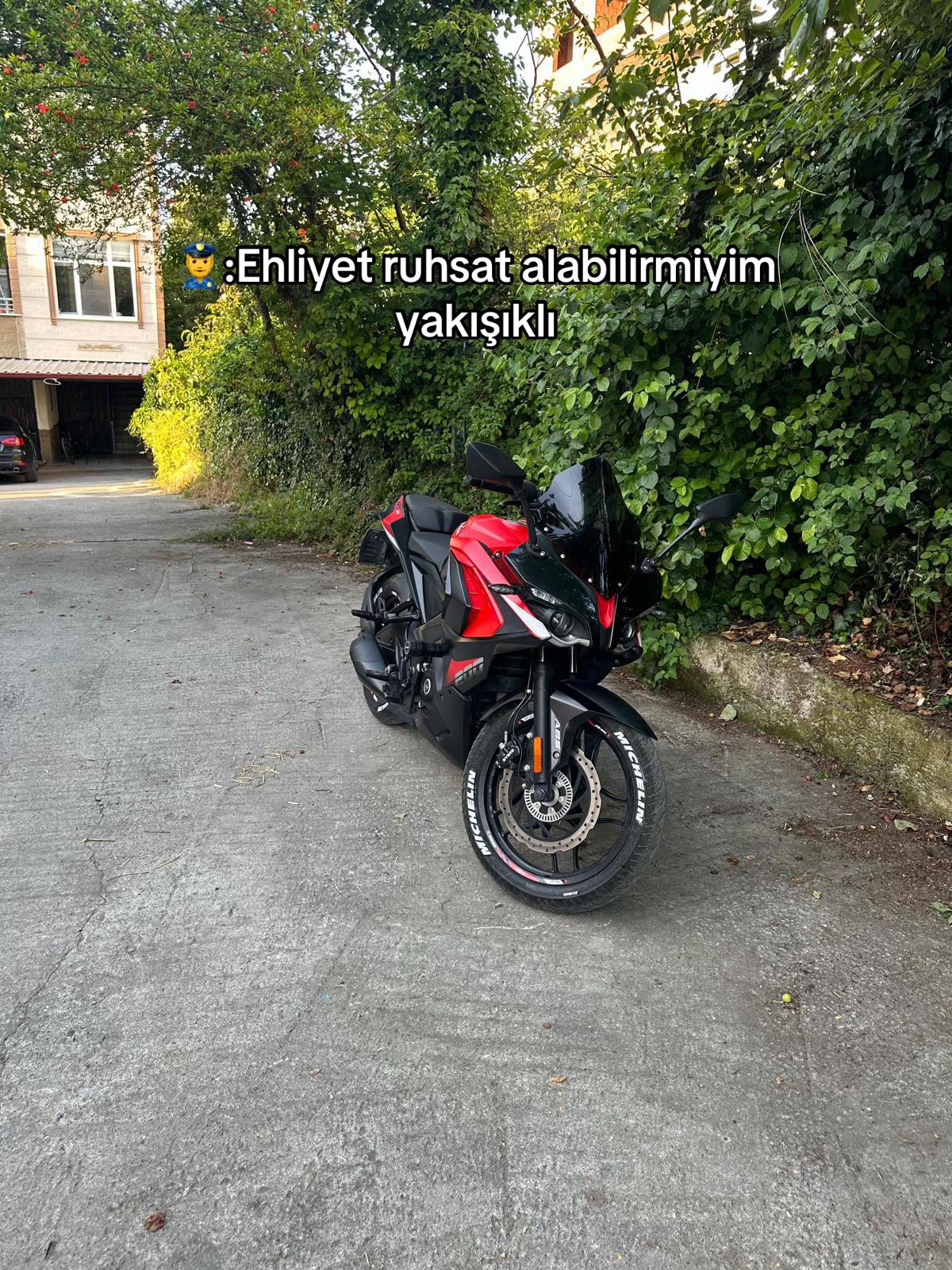 @Evren🧩