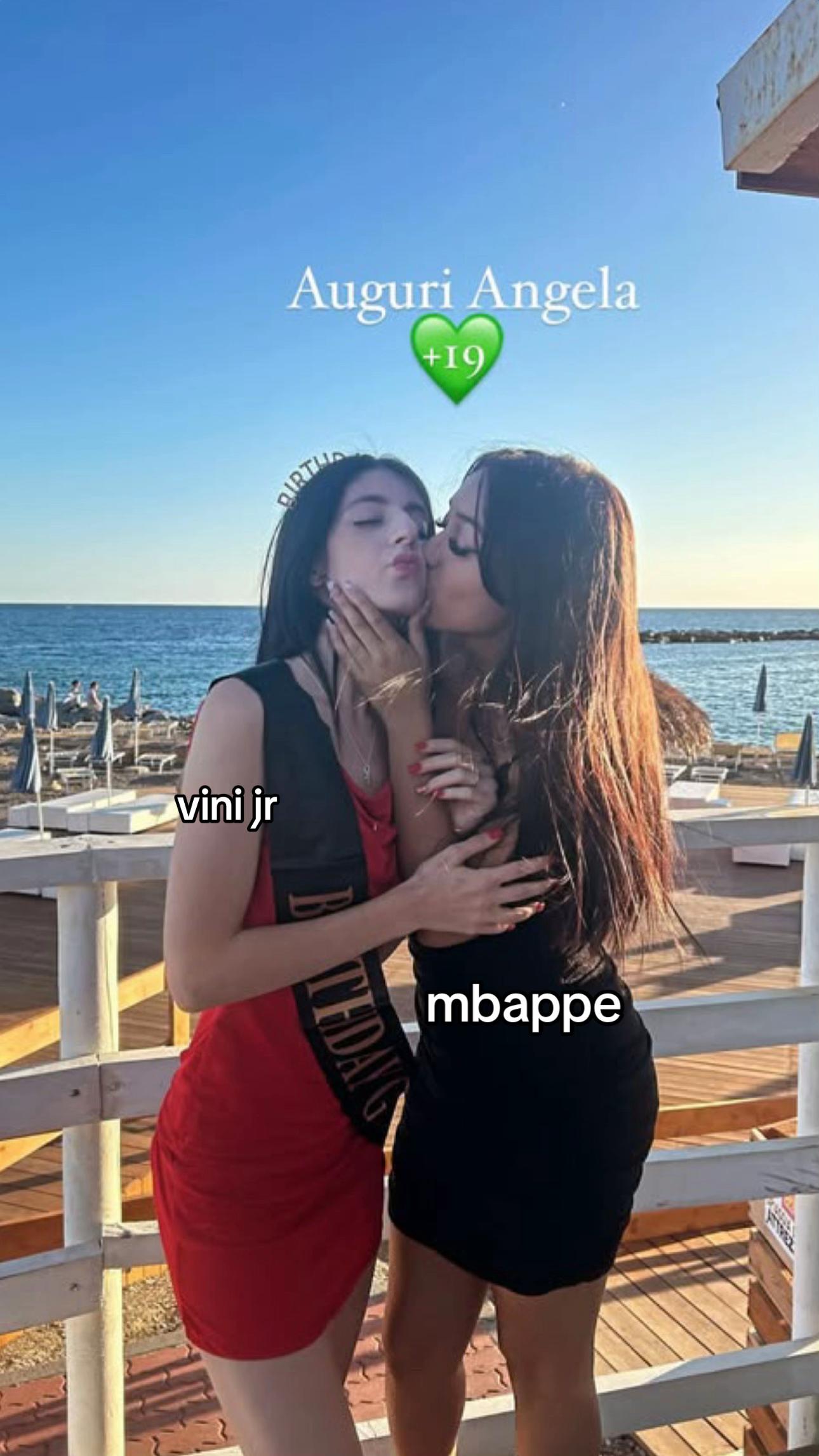 @Nana🇪🇨