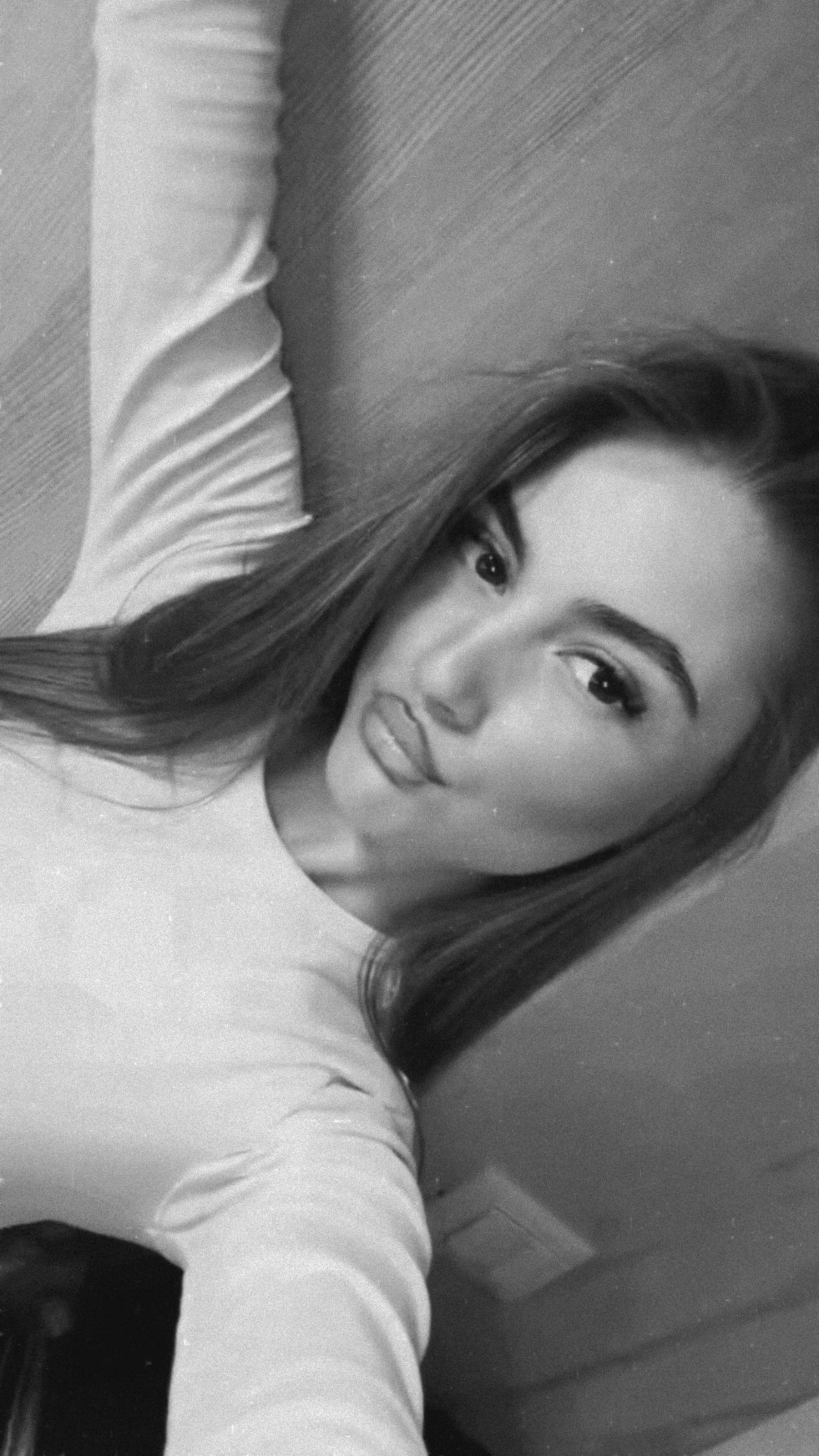 @🖤