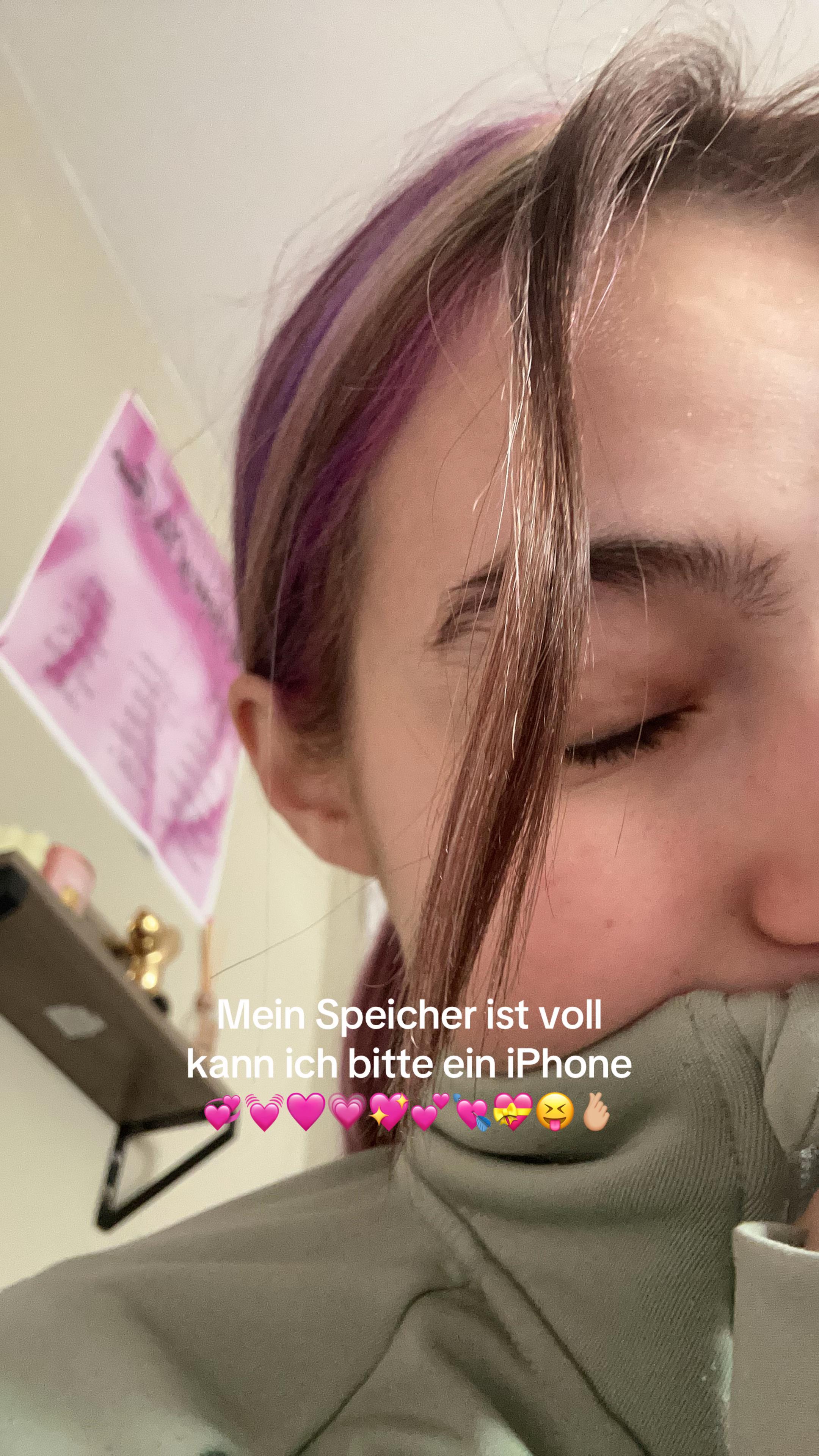 @Elina
