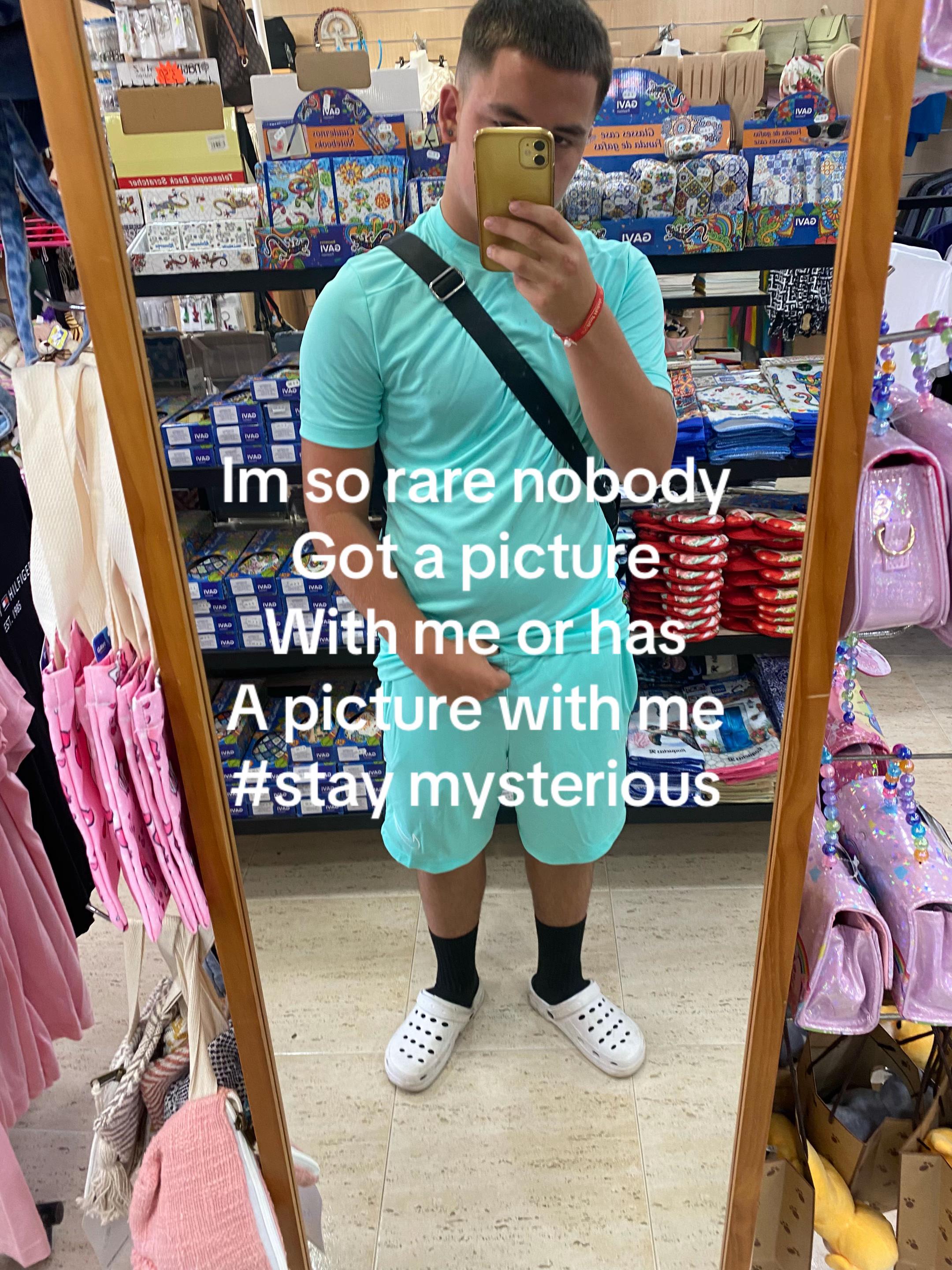 @Leo🔞