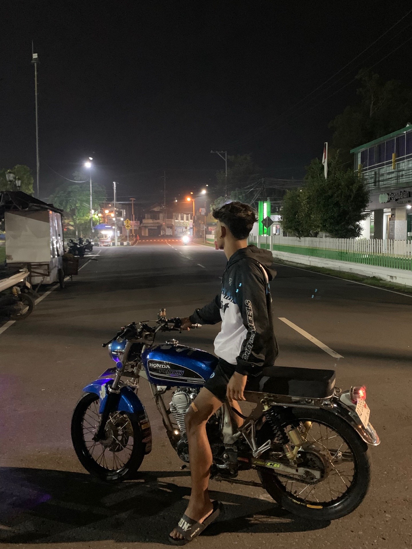 @๐ฅ๐ง๐๐๐ก๏ฃฟ_