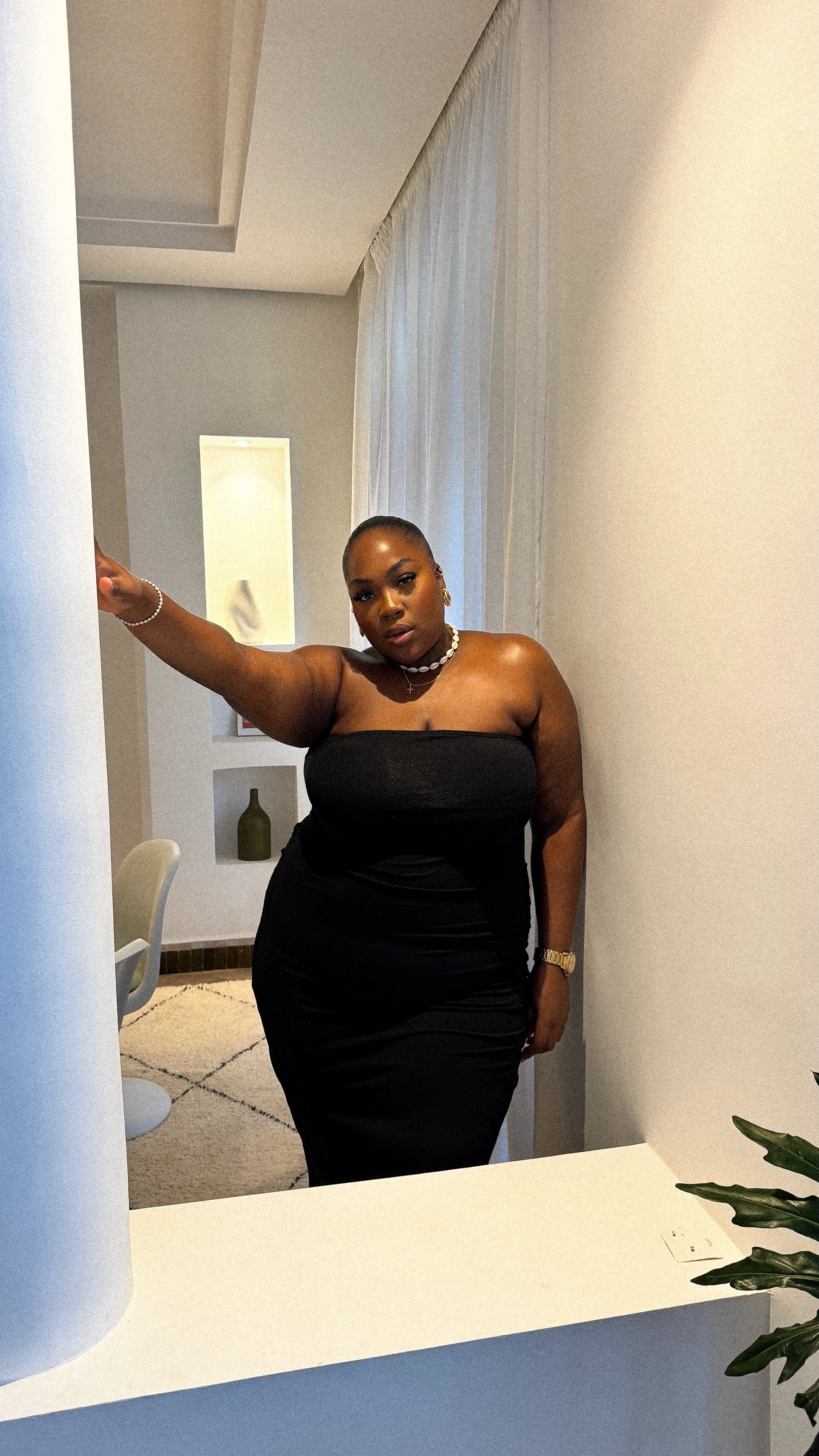 @CURVYCINDY
