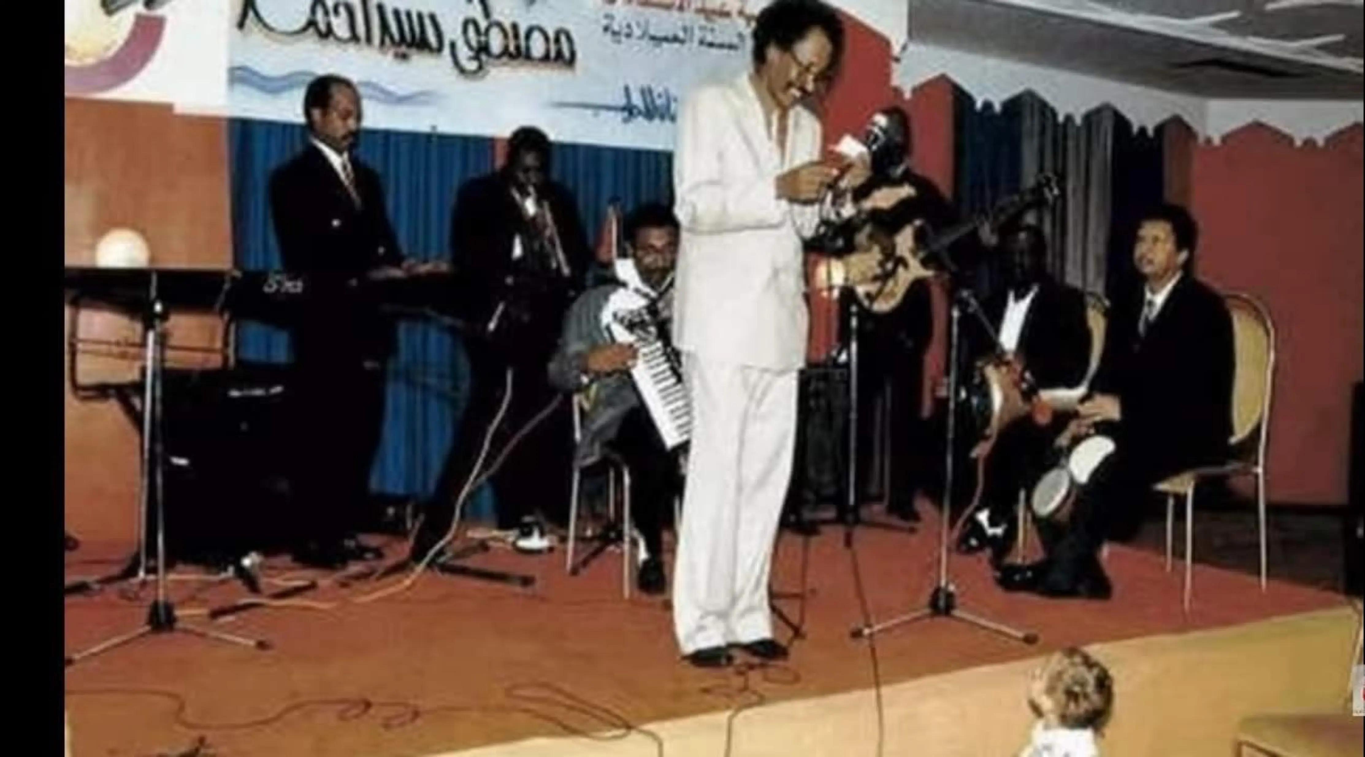 @الممشى العريض🪕🎺🎻