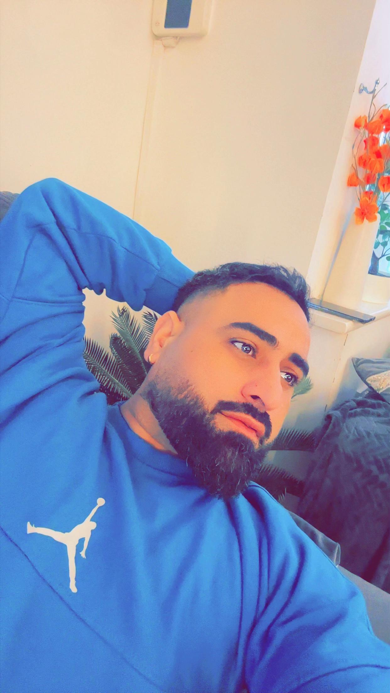 @AMAN 🧿🧿