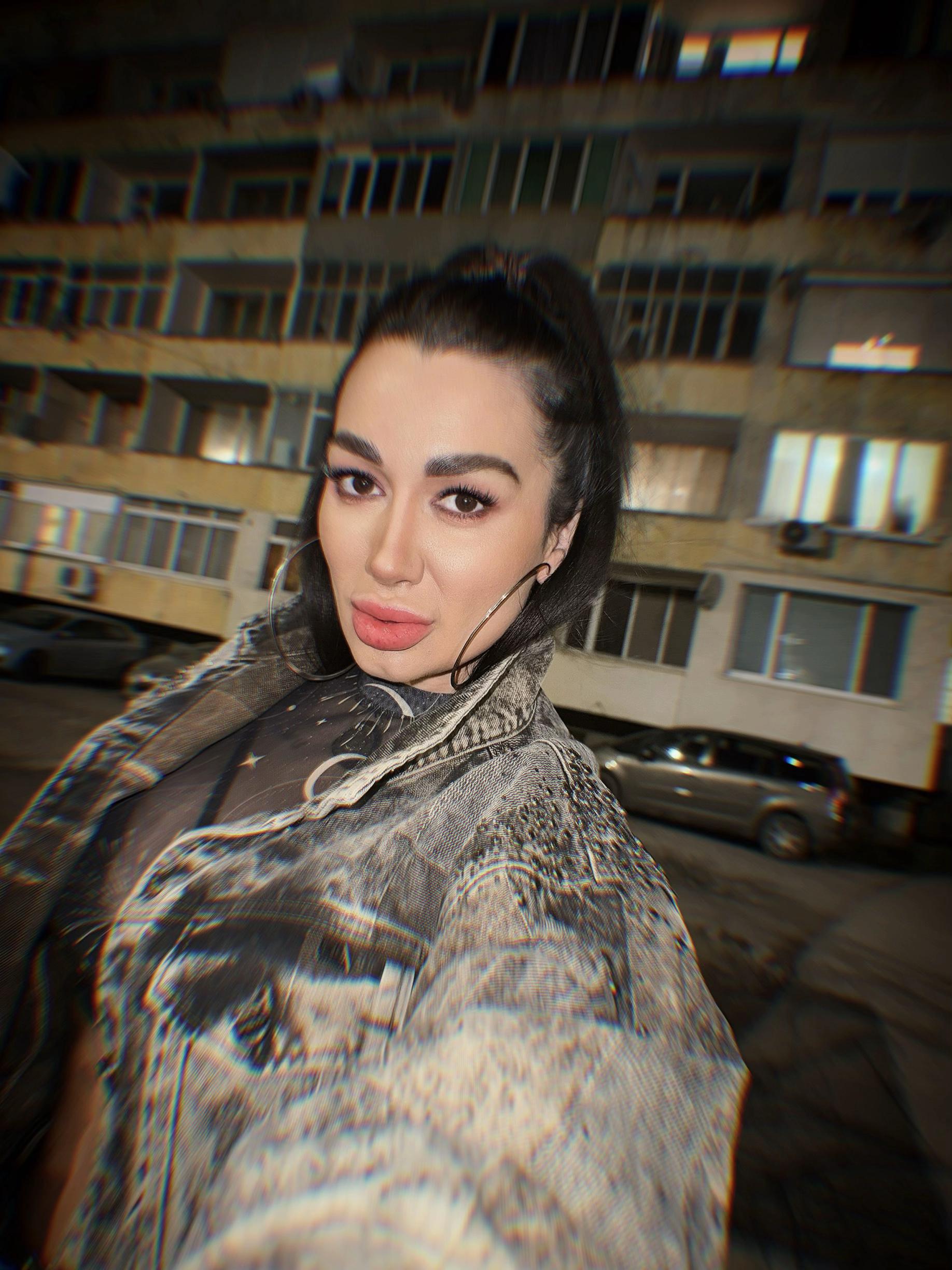 @Betinaaa