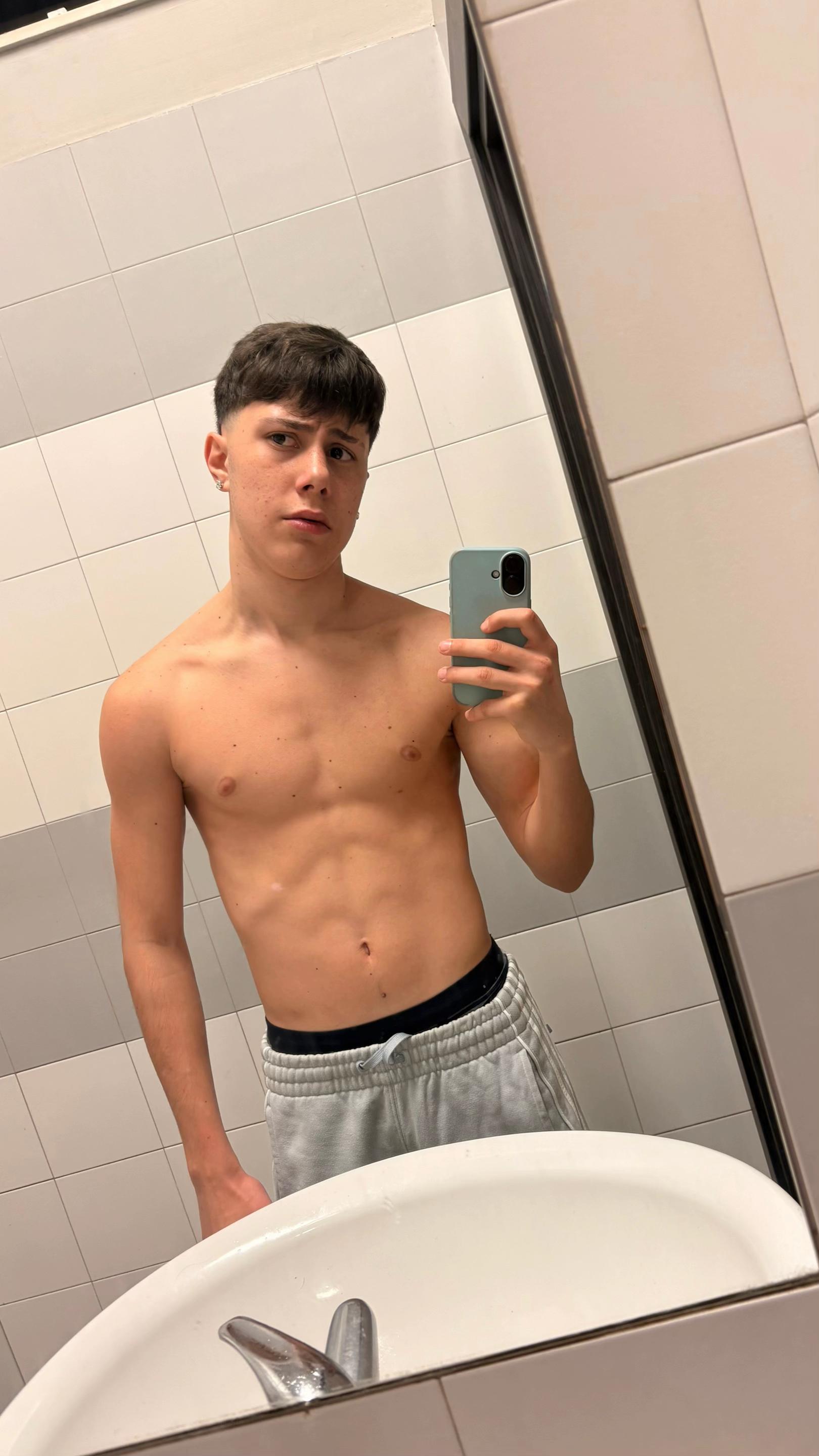 @nicolailina08