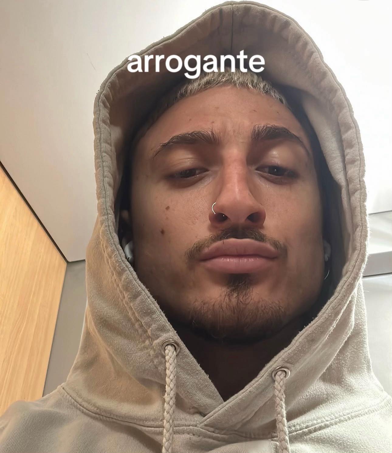 @M.