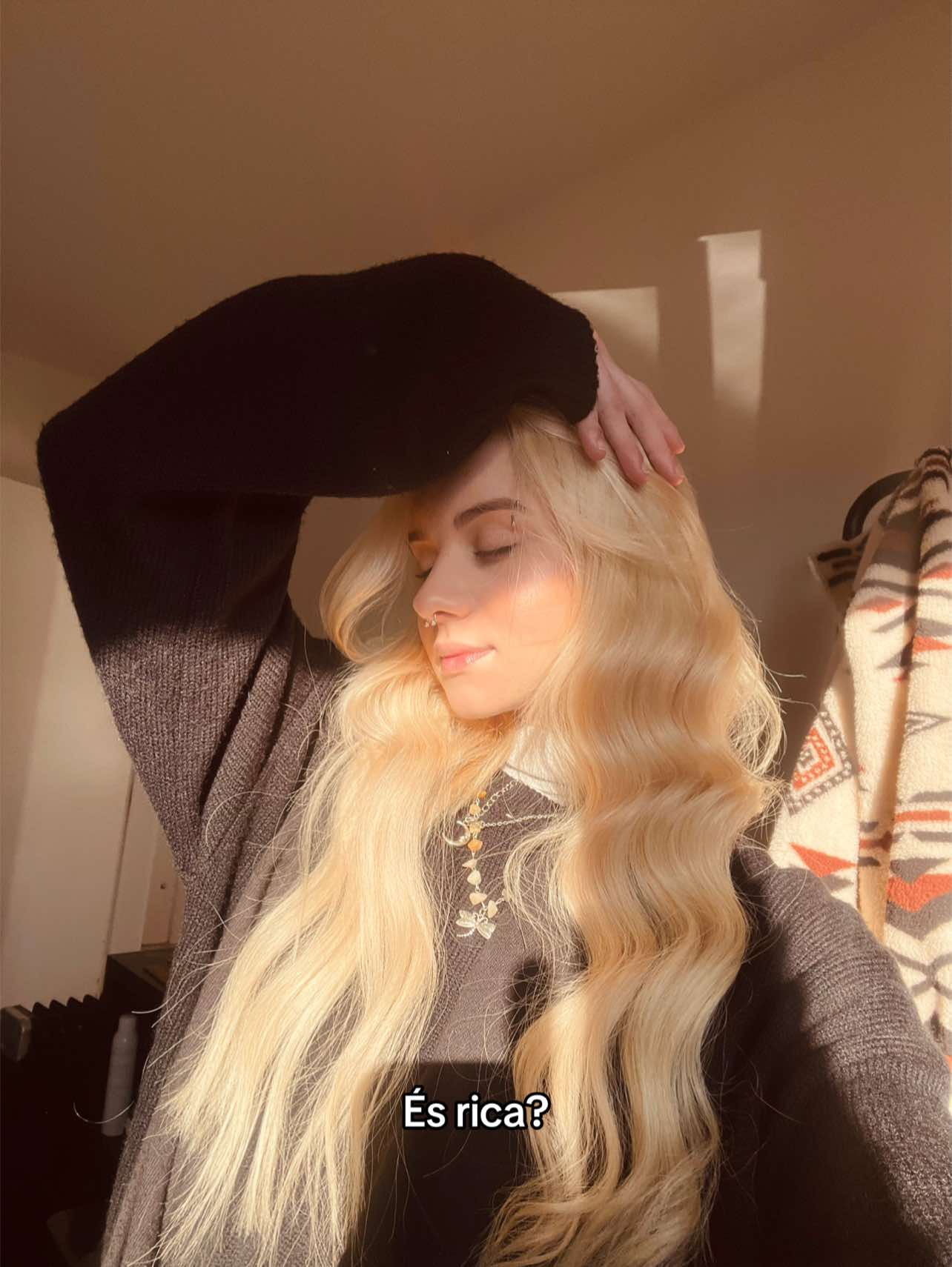 @Bealoirinha