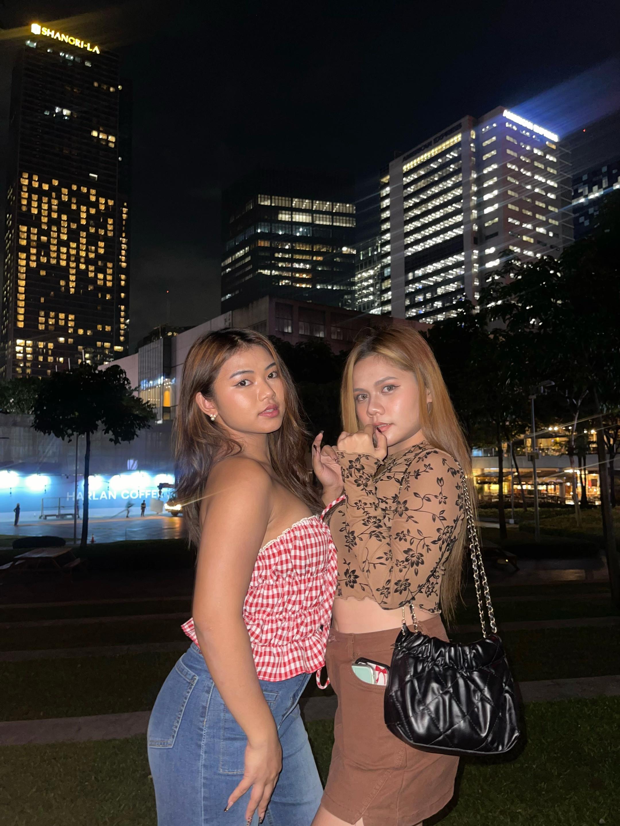 @Ella Dakz