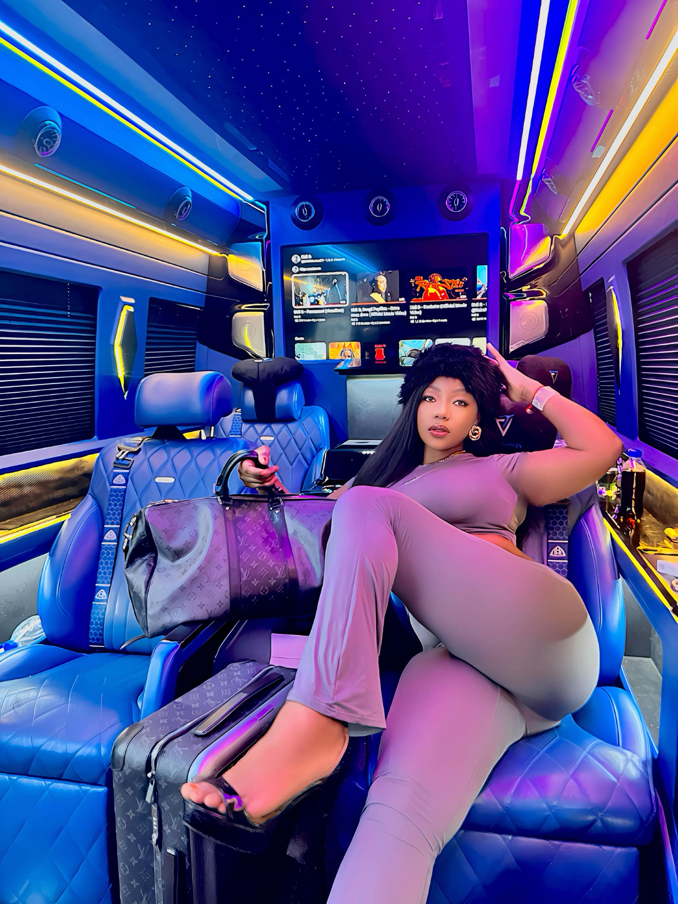 @𝓗𝓮𝓻𝓵𝓲𝓷𝓮 𝓘𝓷𝓰𝓻𝓲𝓭💎