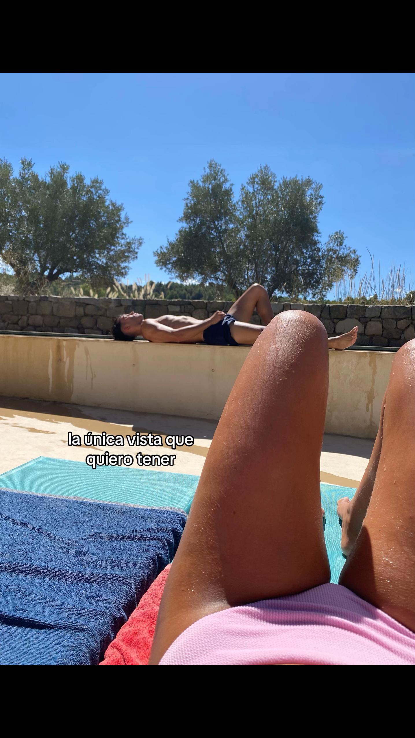 @María