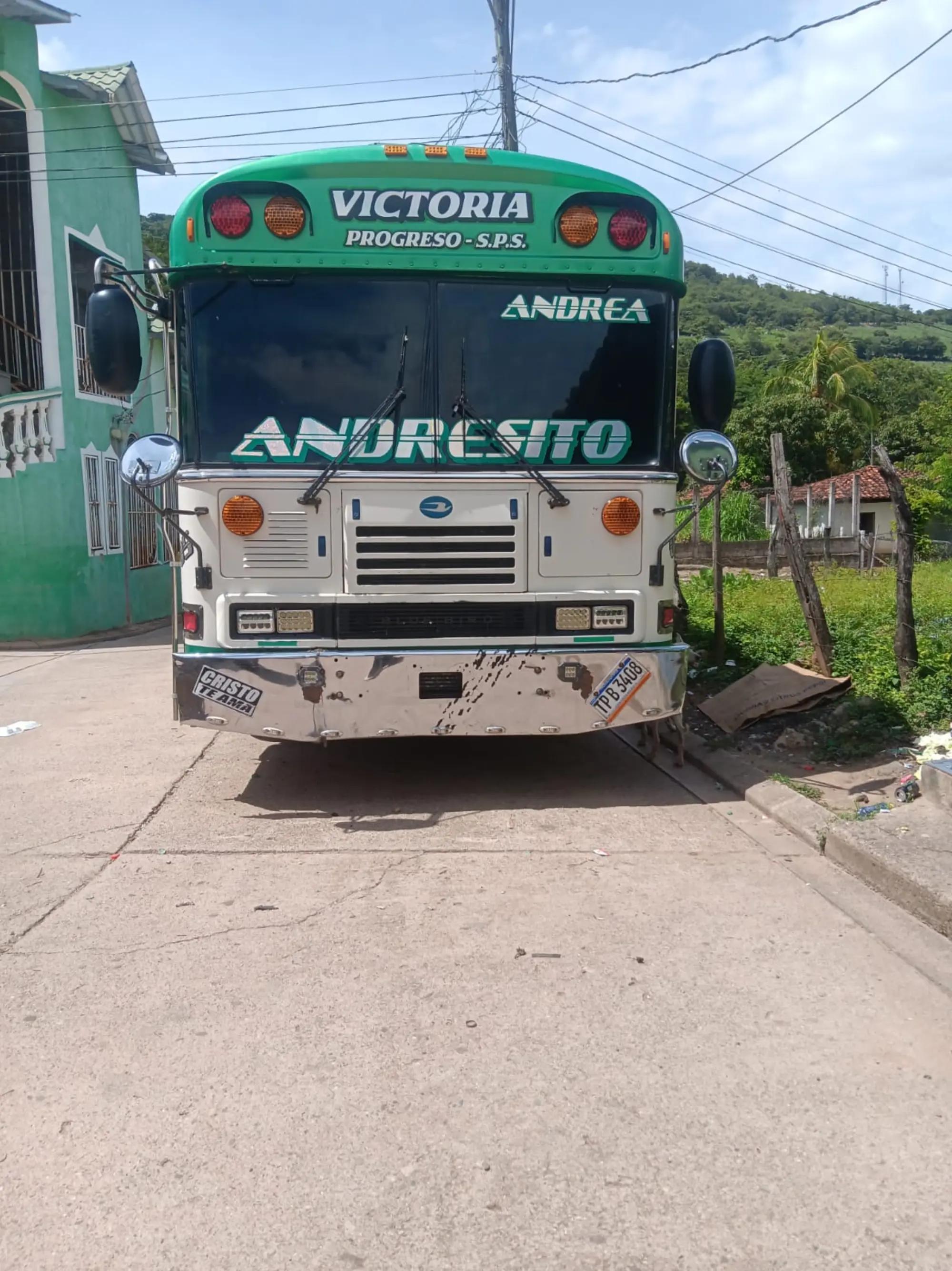 @ANDRÉS