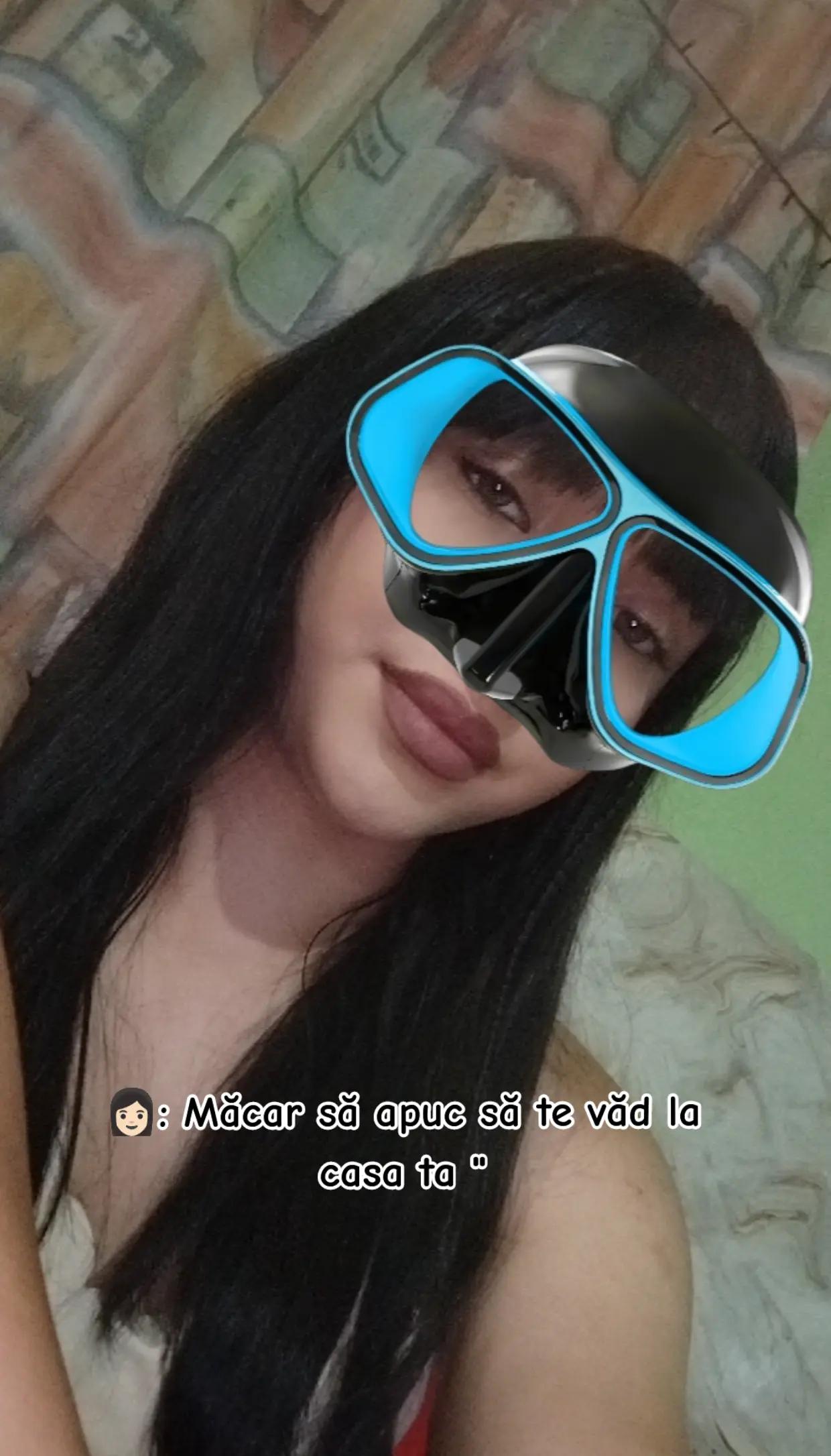 @_𝕽𝖔𝖝𝖝𝖎_🧊
