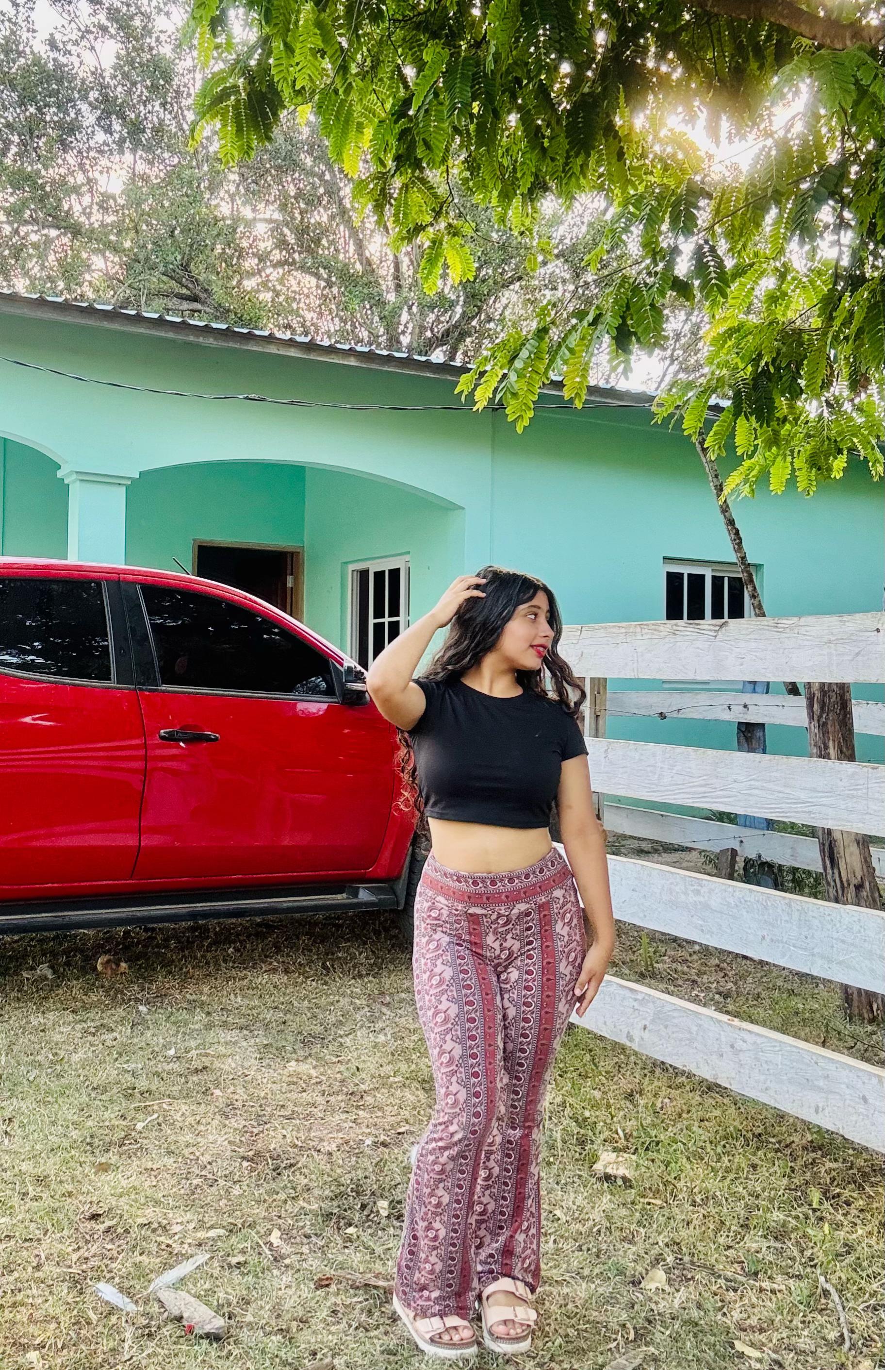 @Alejandra vf