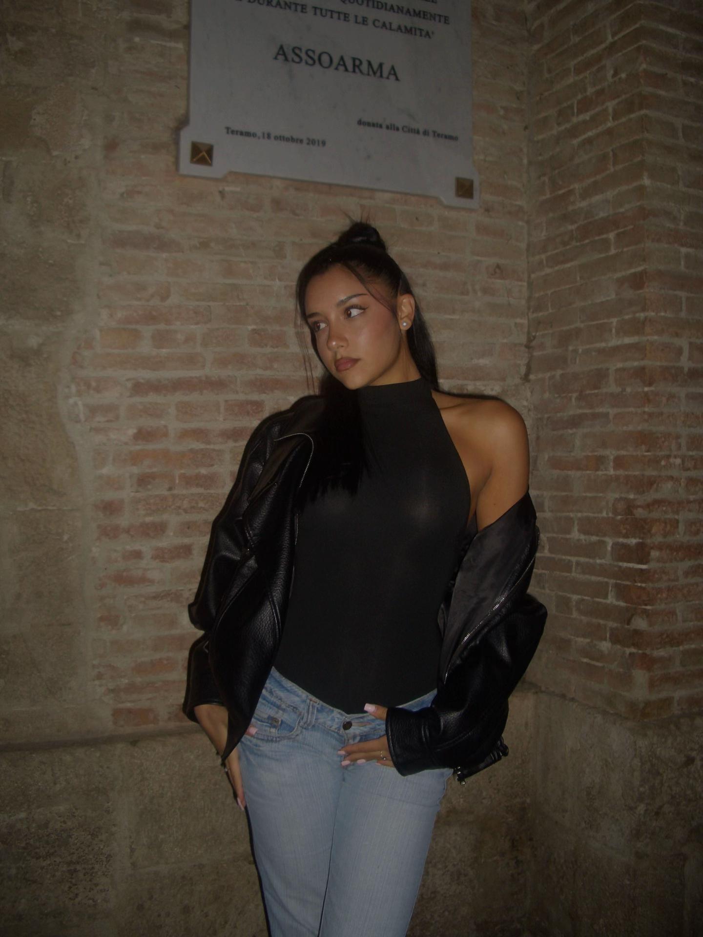@Valentina