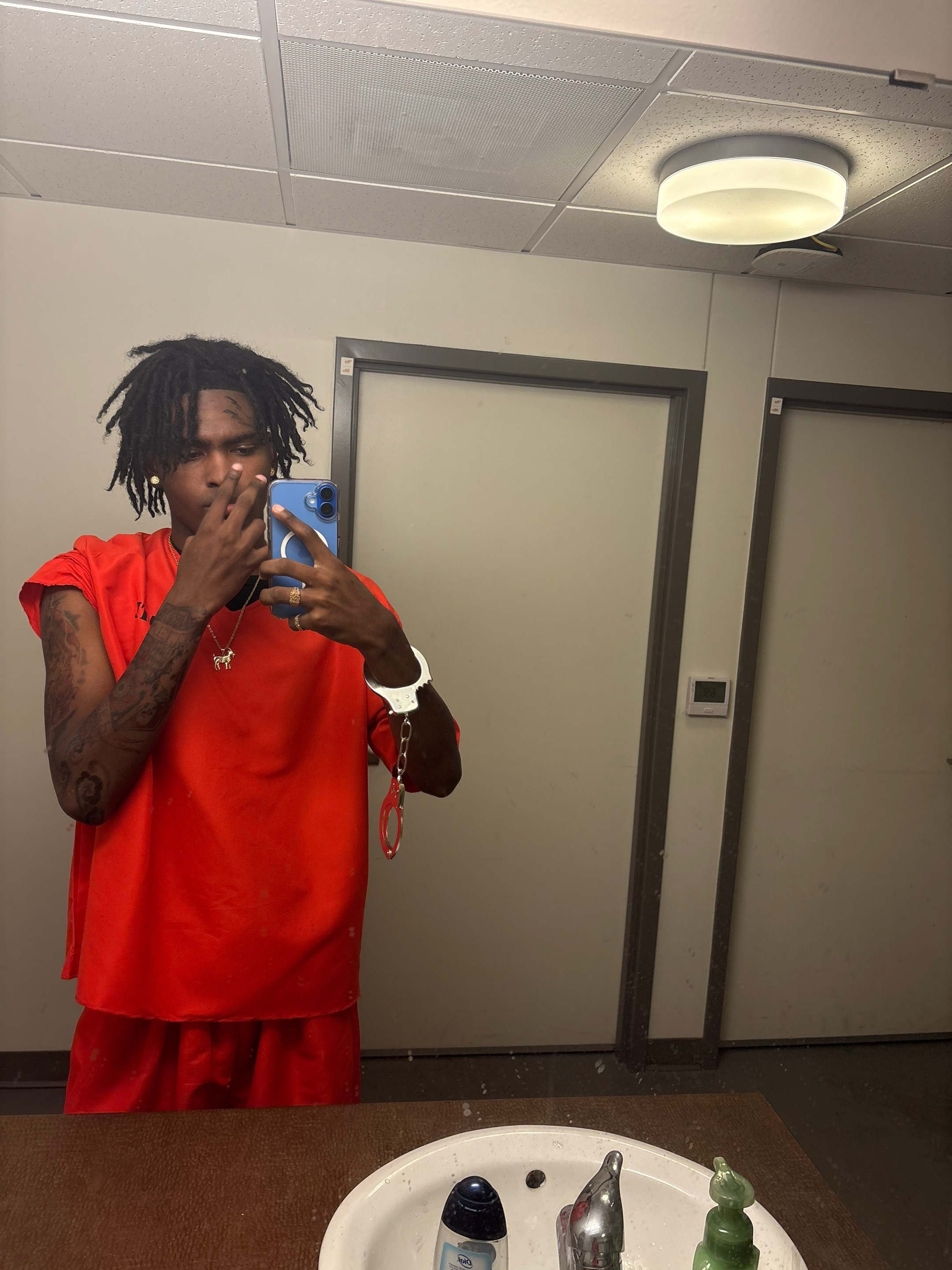 @leezy