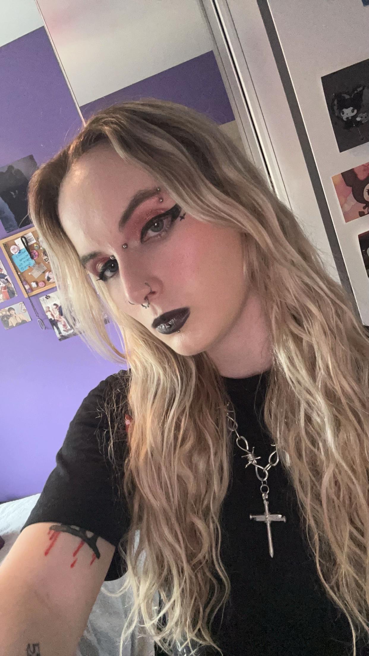@𝓜𝓸𝓬𝓱𝓲 ꨄ︎