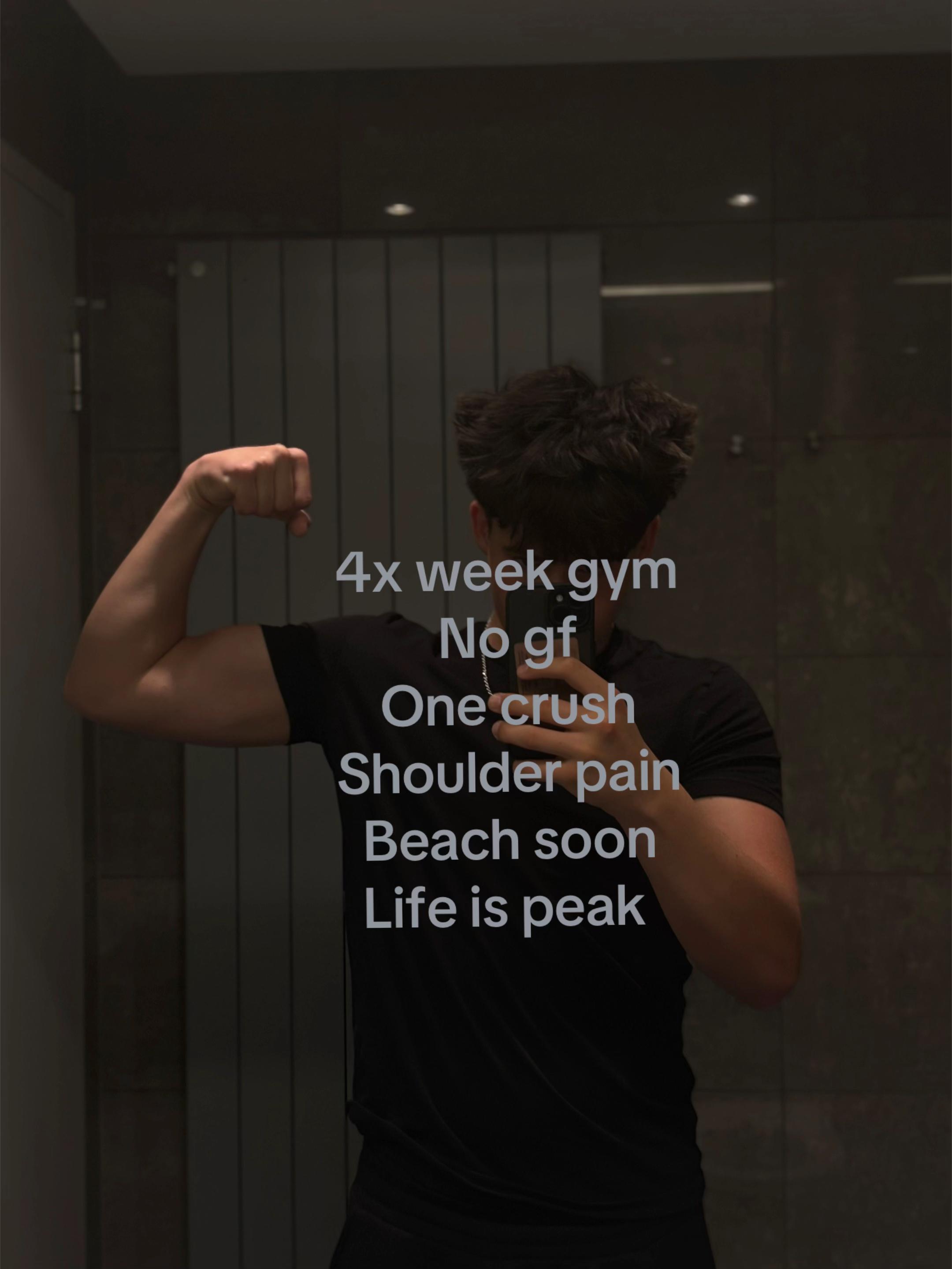 @cyrylo_