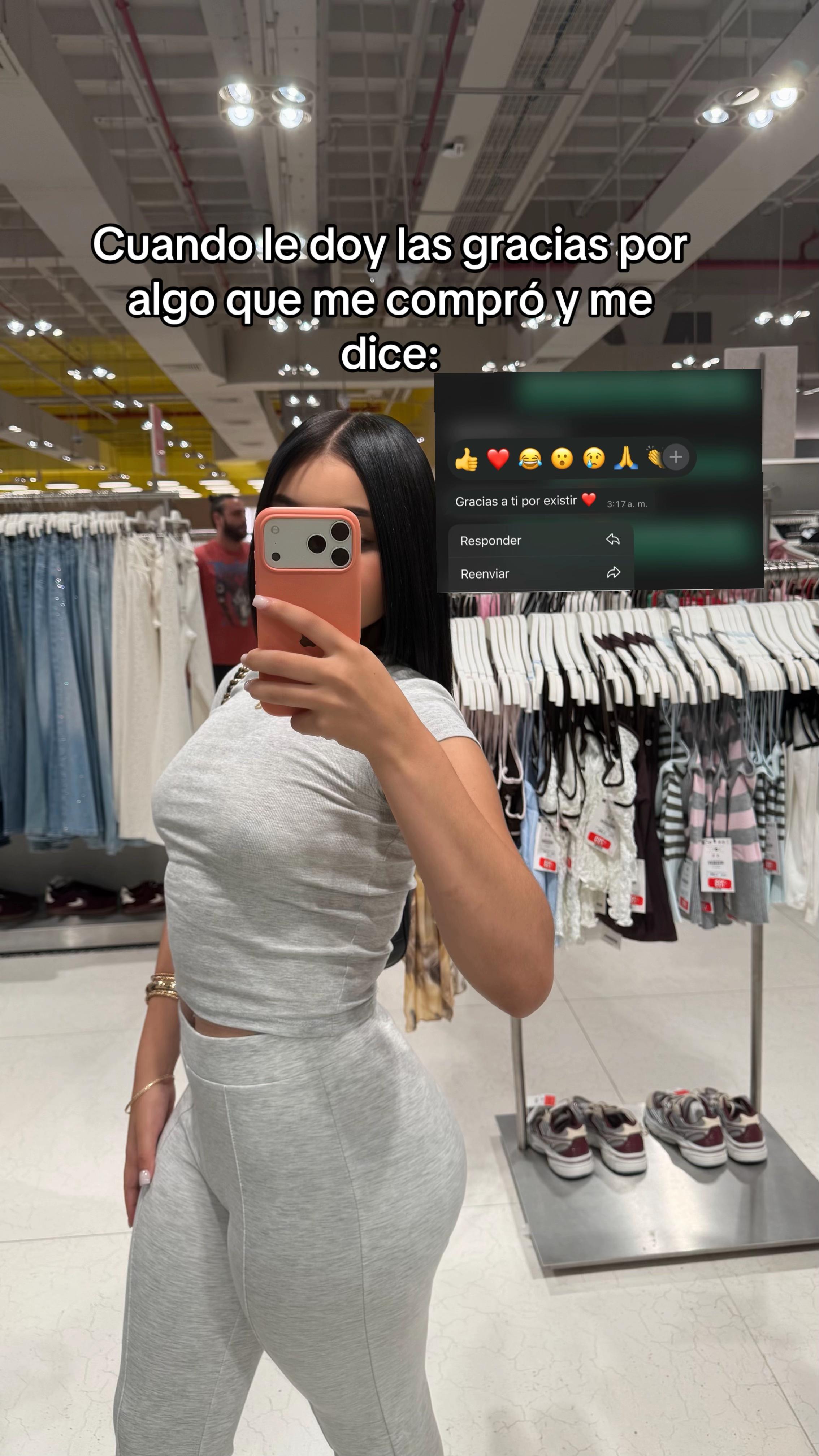 @Esmeraldita🍇🍎💰