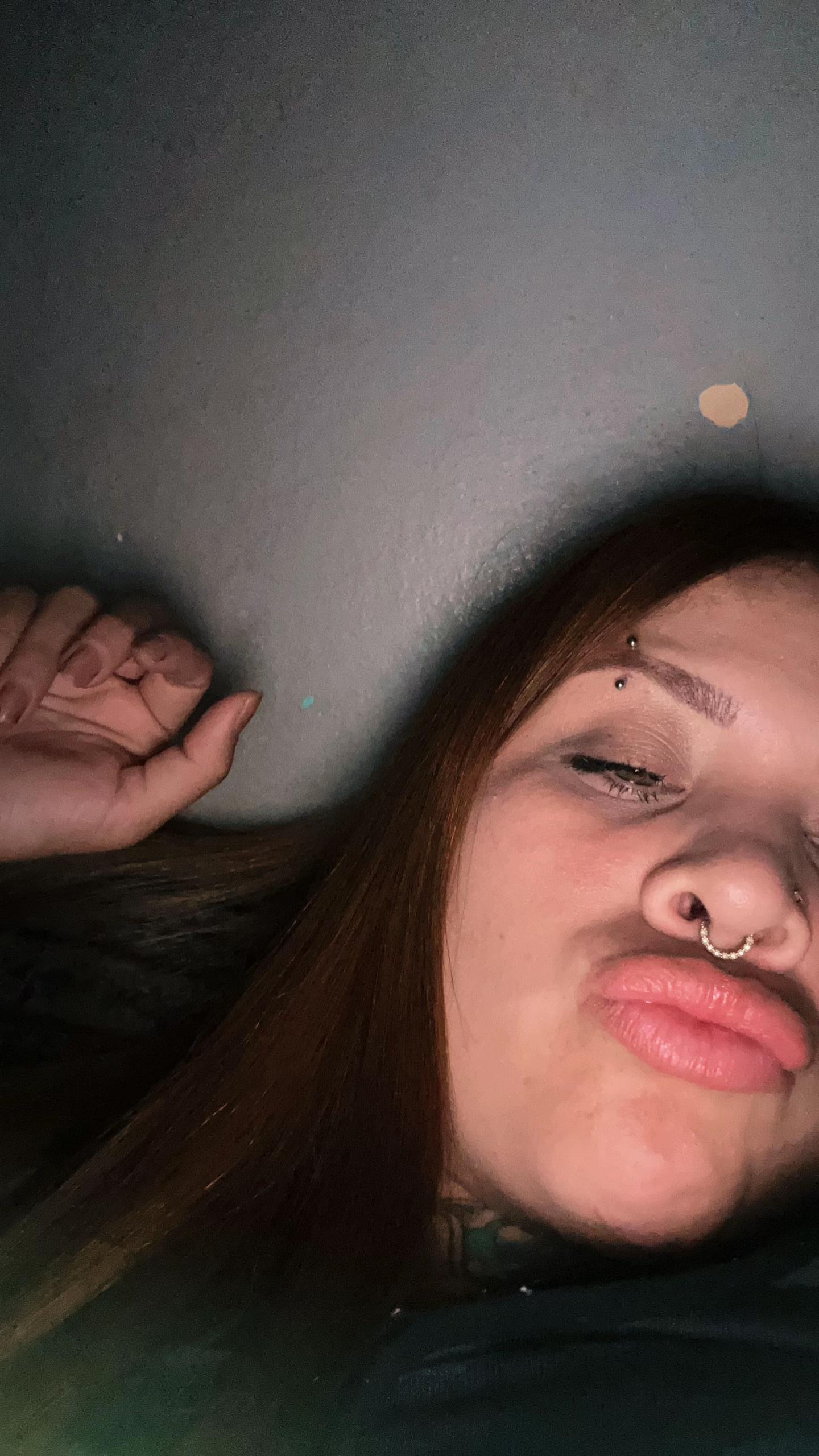 @_mitzy_