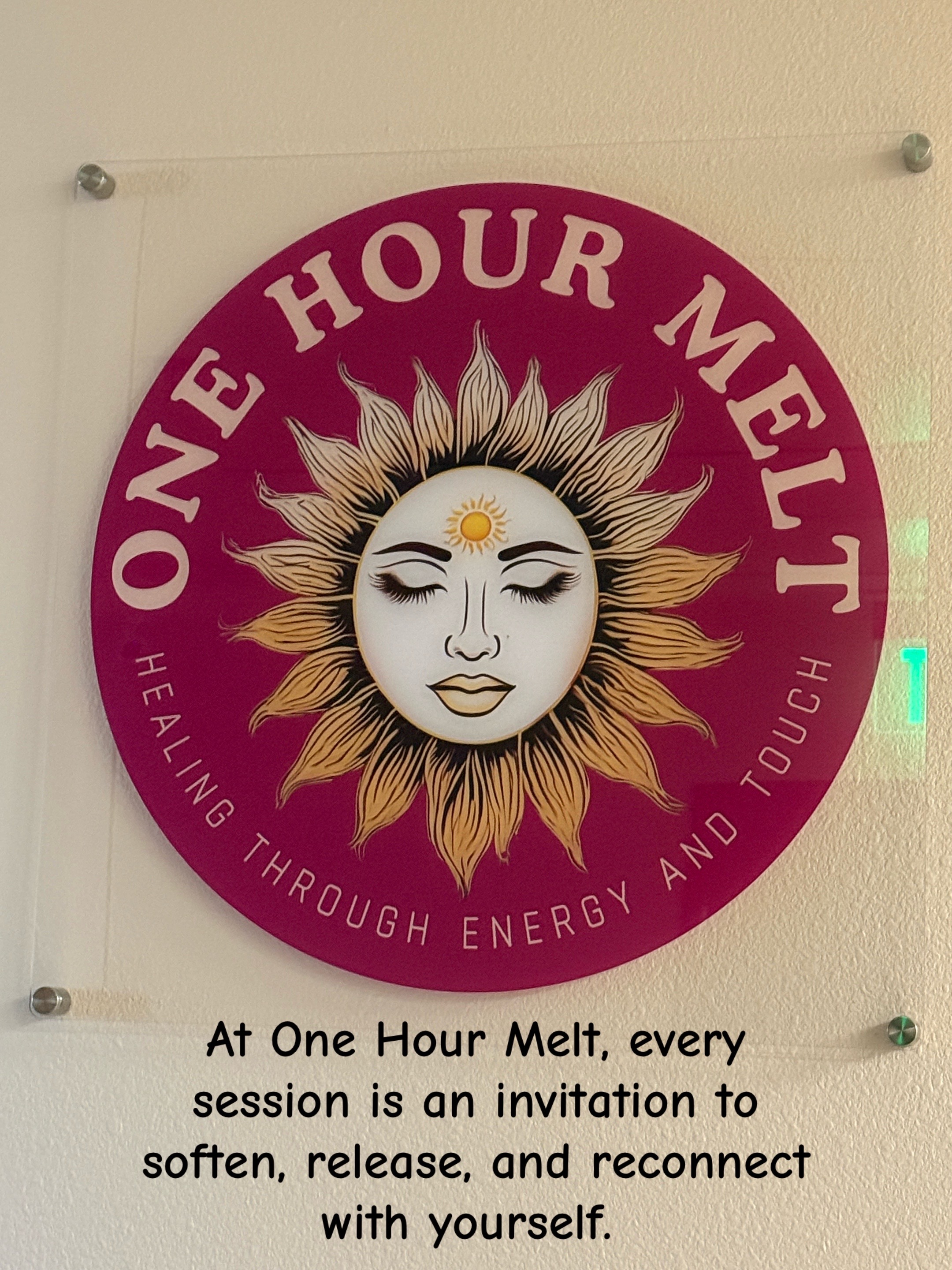 @One Hour Melt /Massage & Reiki