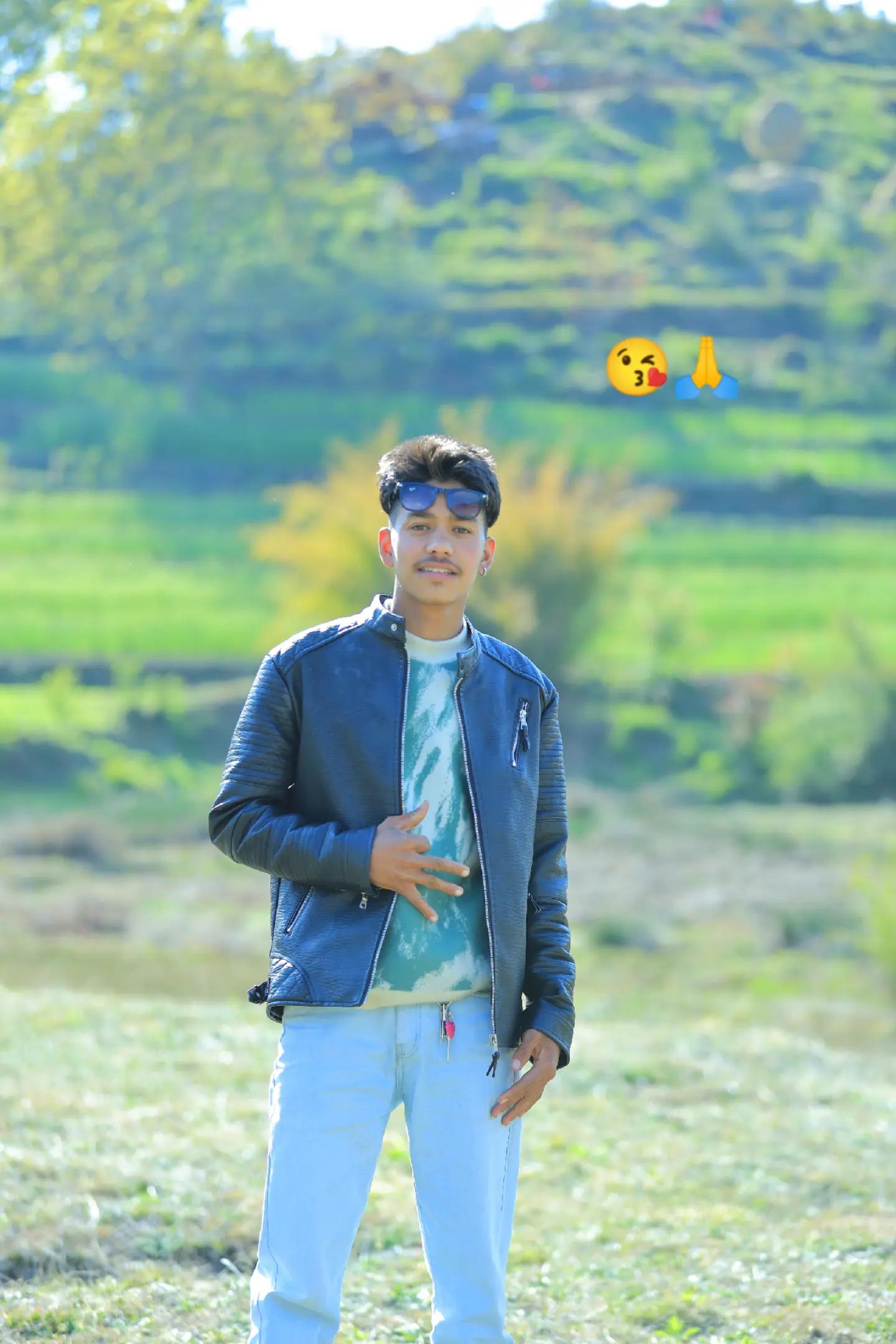 @Bajhangi👑🦋