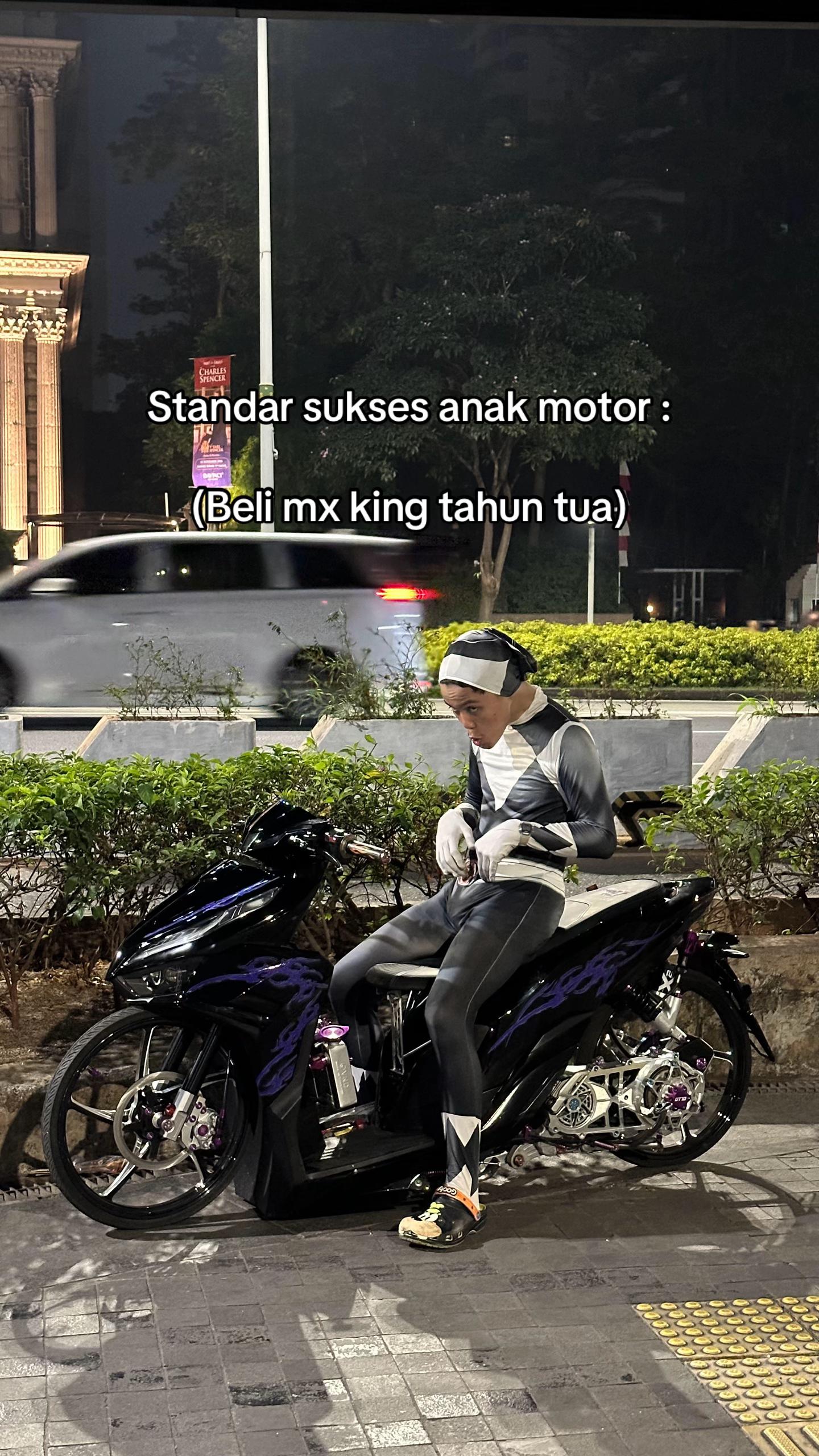 @_mancull