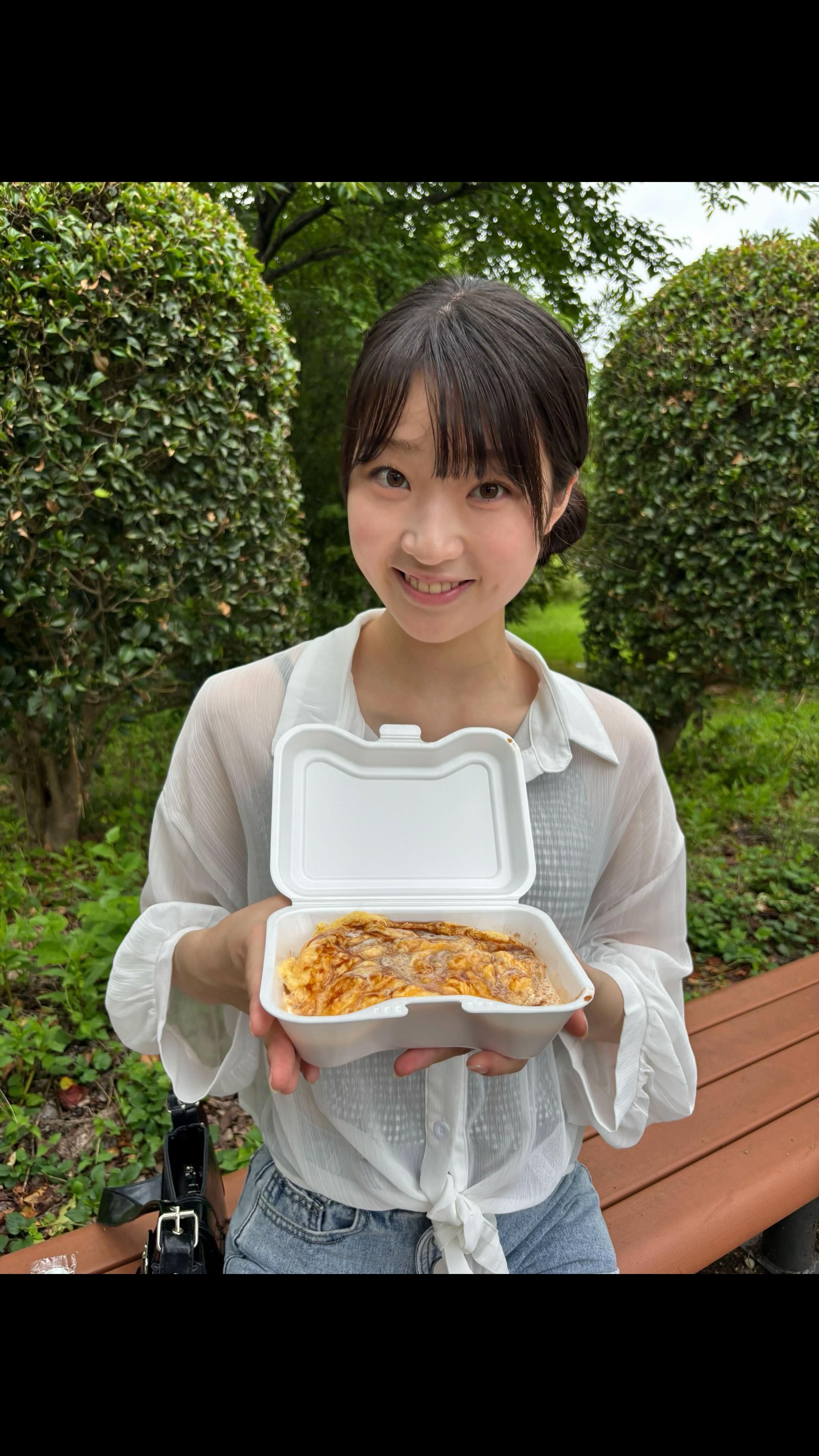 @亀井志乃