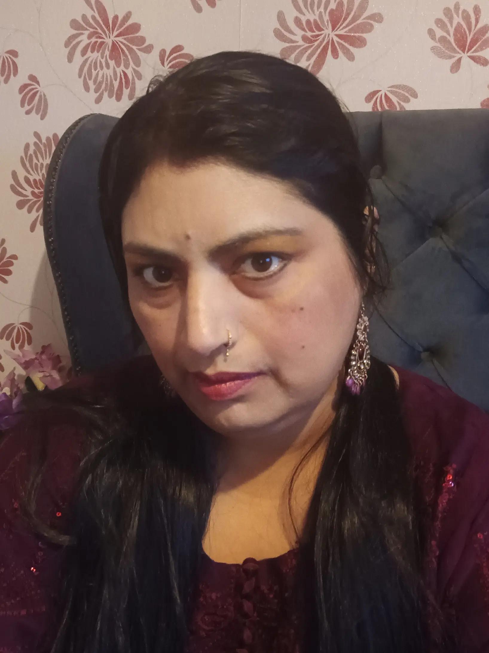 @Khalida Parveen
