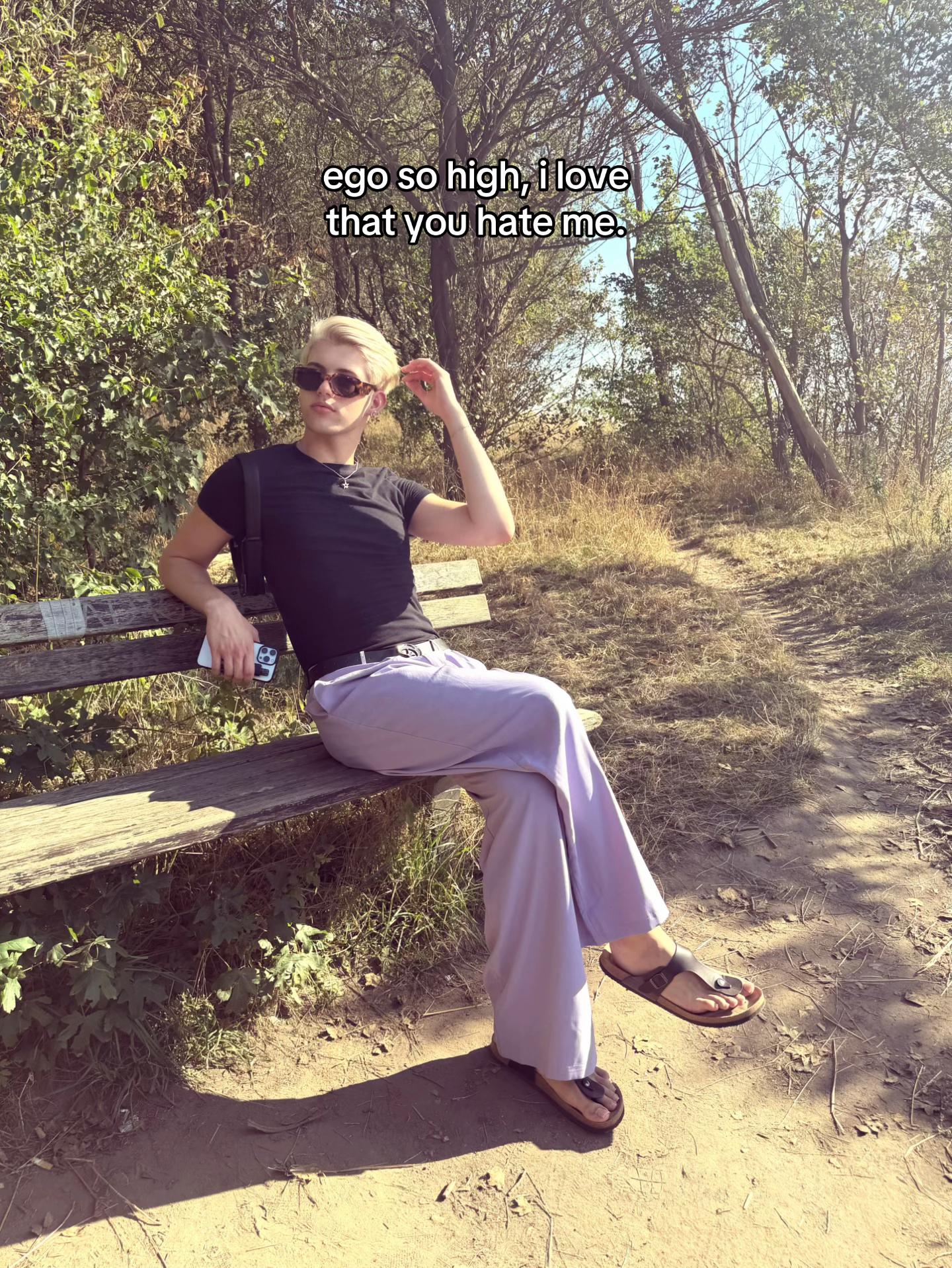 @𝓂𝒶𝓇𝓋𝒾𝓃 🪩