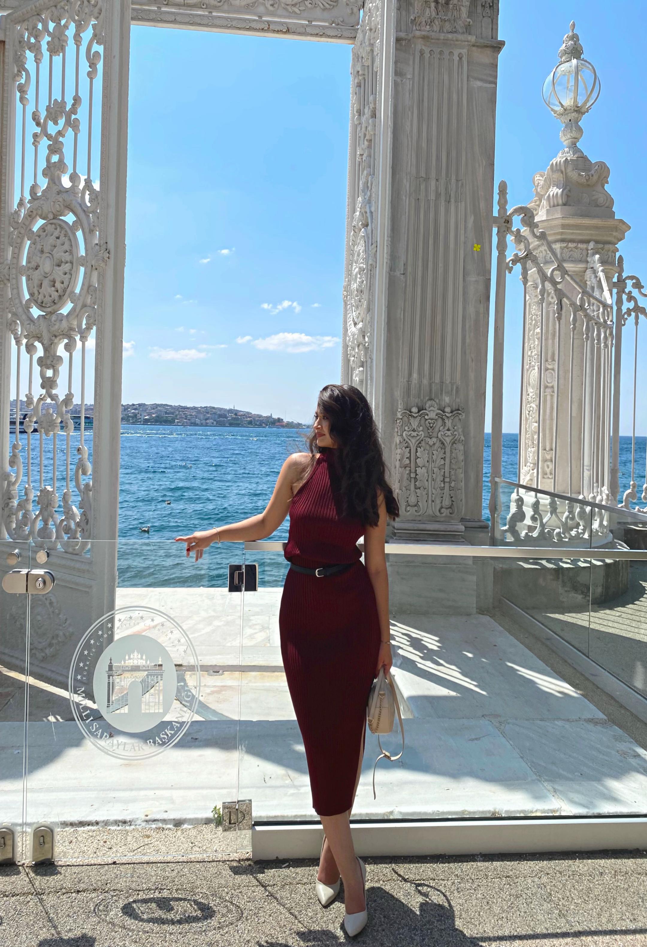 @Neslihandkci