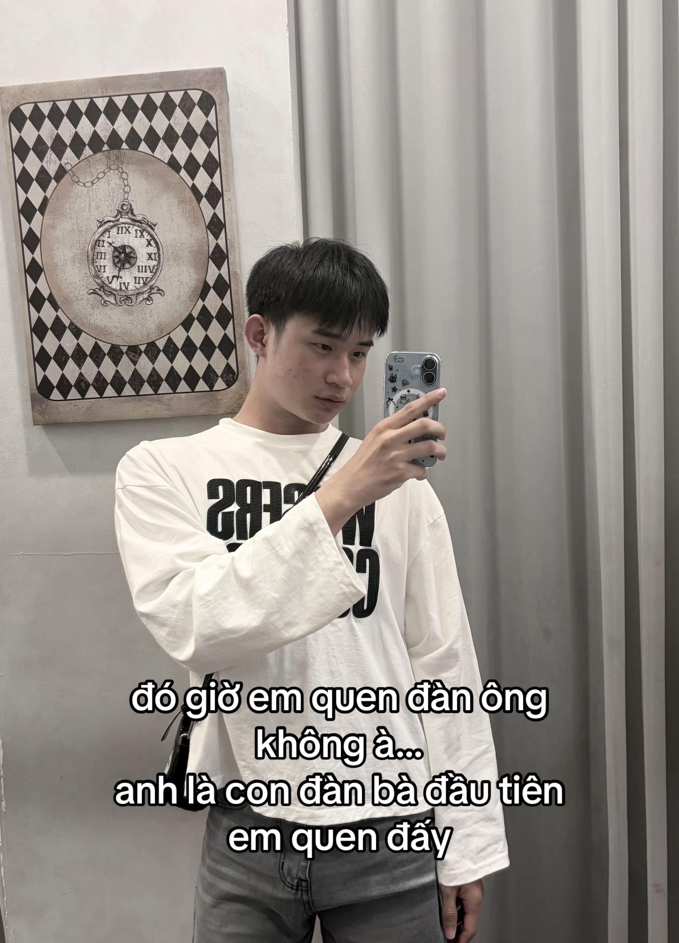 @thằng nhóc hay khóc