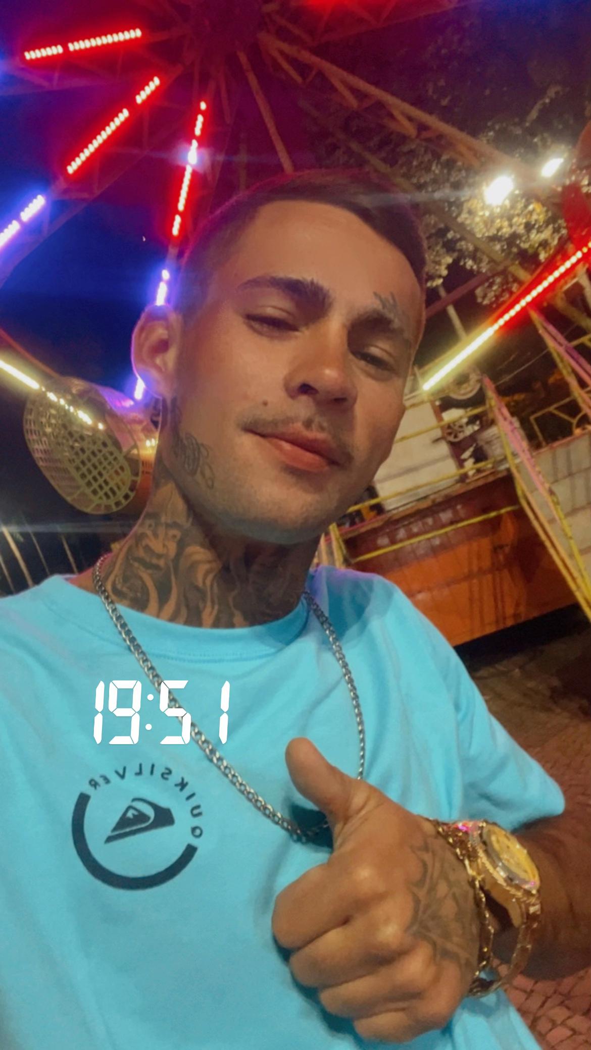 @Raellzera😎