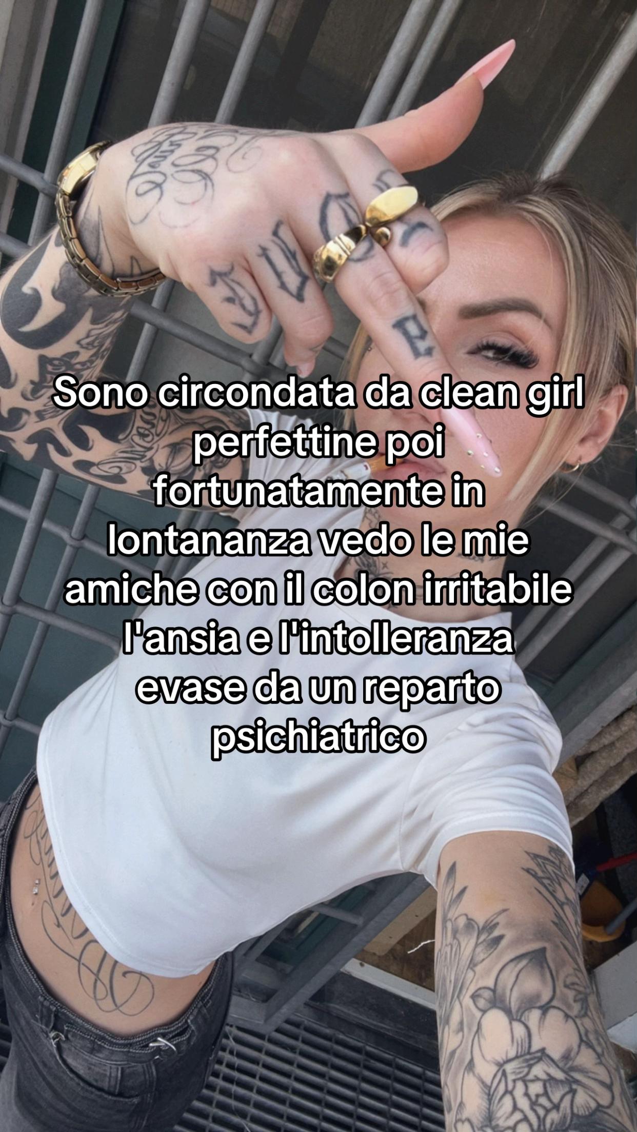 @BADBARBIE🩷