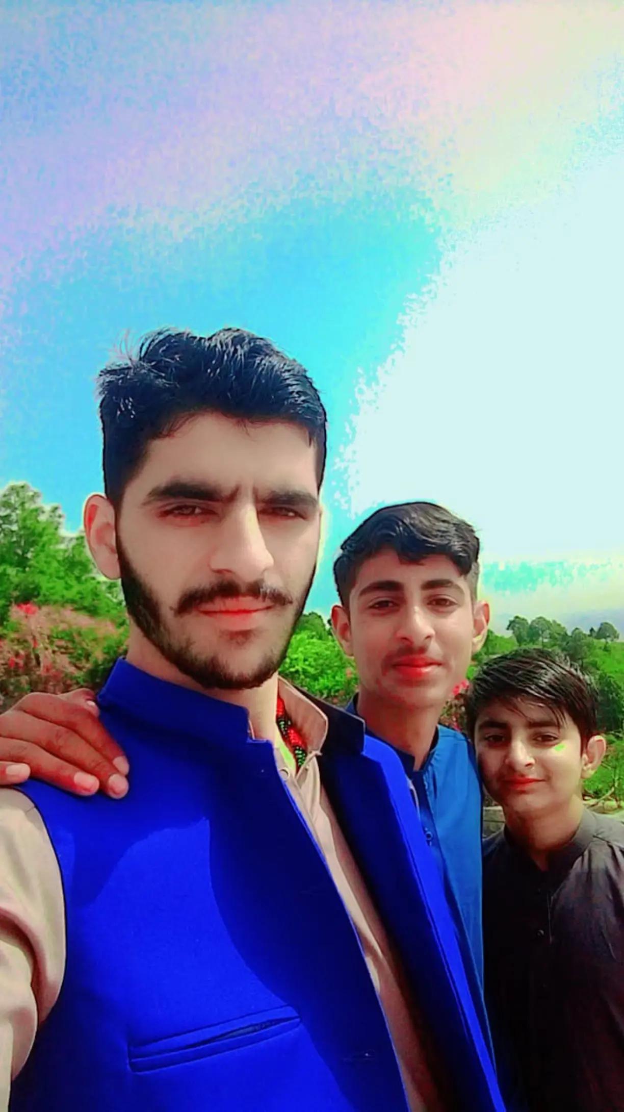 @Malik Hammad302