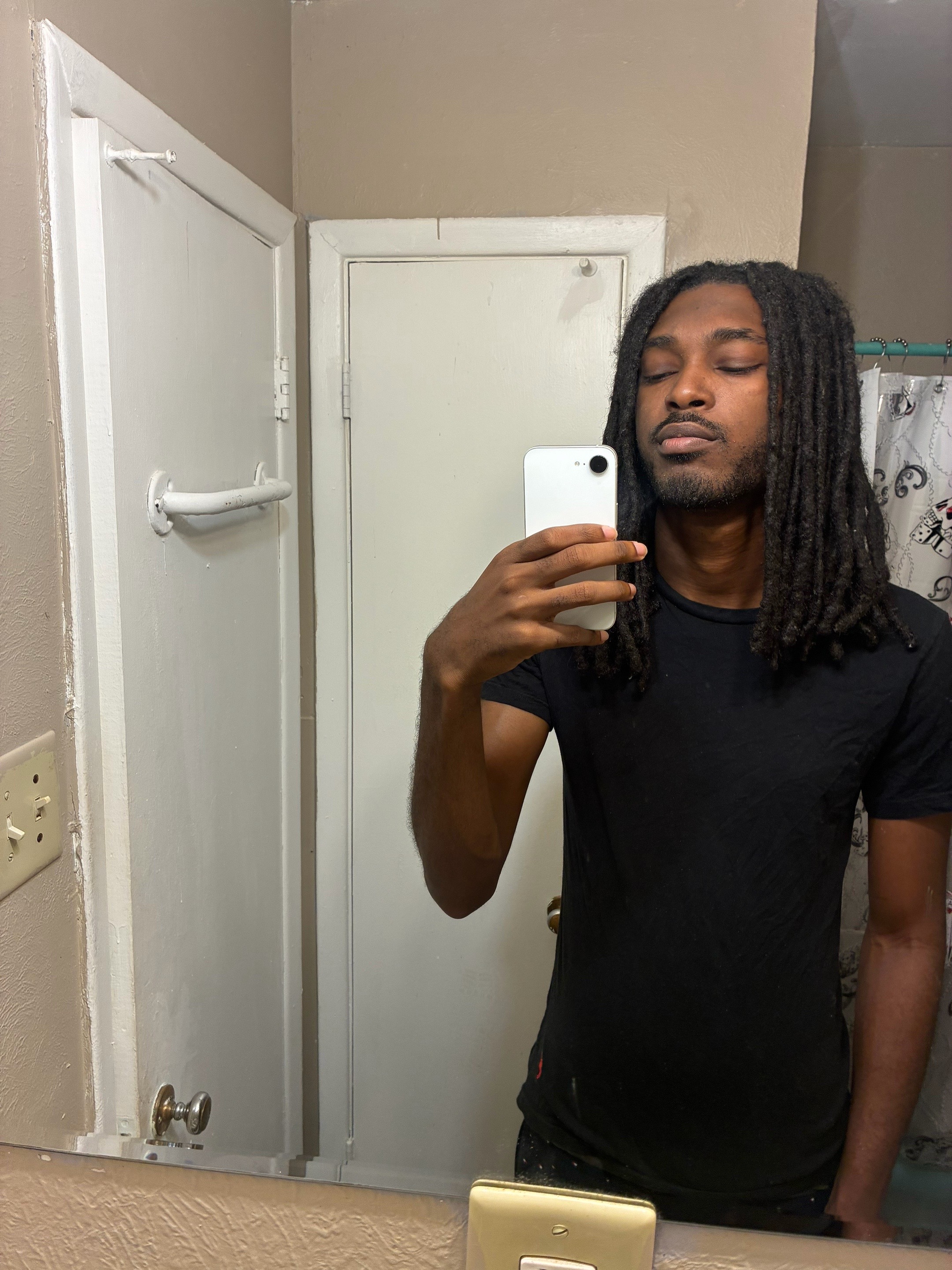 @SheezoB🐉