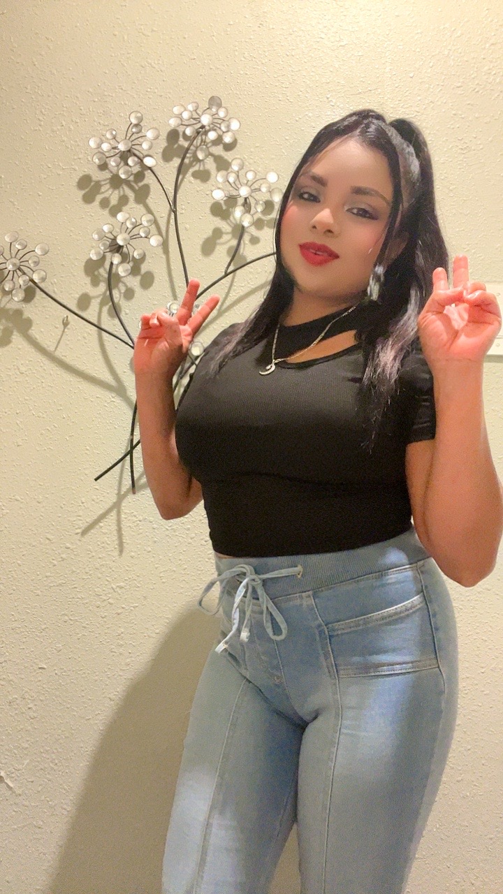 @yoliespinal