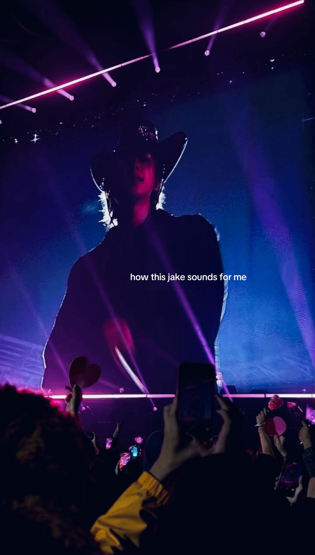 @𐙚 katiee saw bts