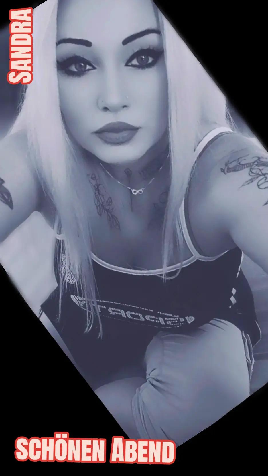 @🧡Sandy🧡 🤡 Pennywise Club 🎈
