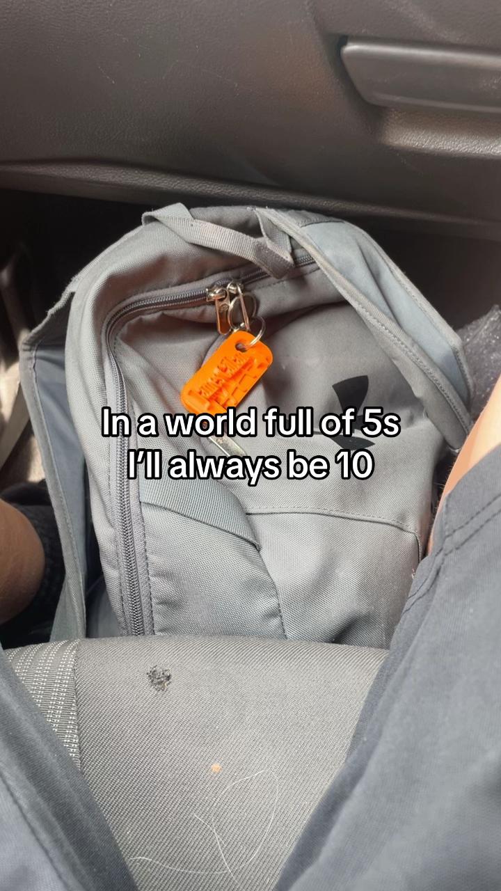 @𝕁𝕒𝕞𝕖𝕤ℂ𝕒𝕝𝕝𝕒𝕟⚽️💤