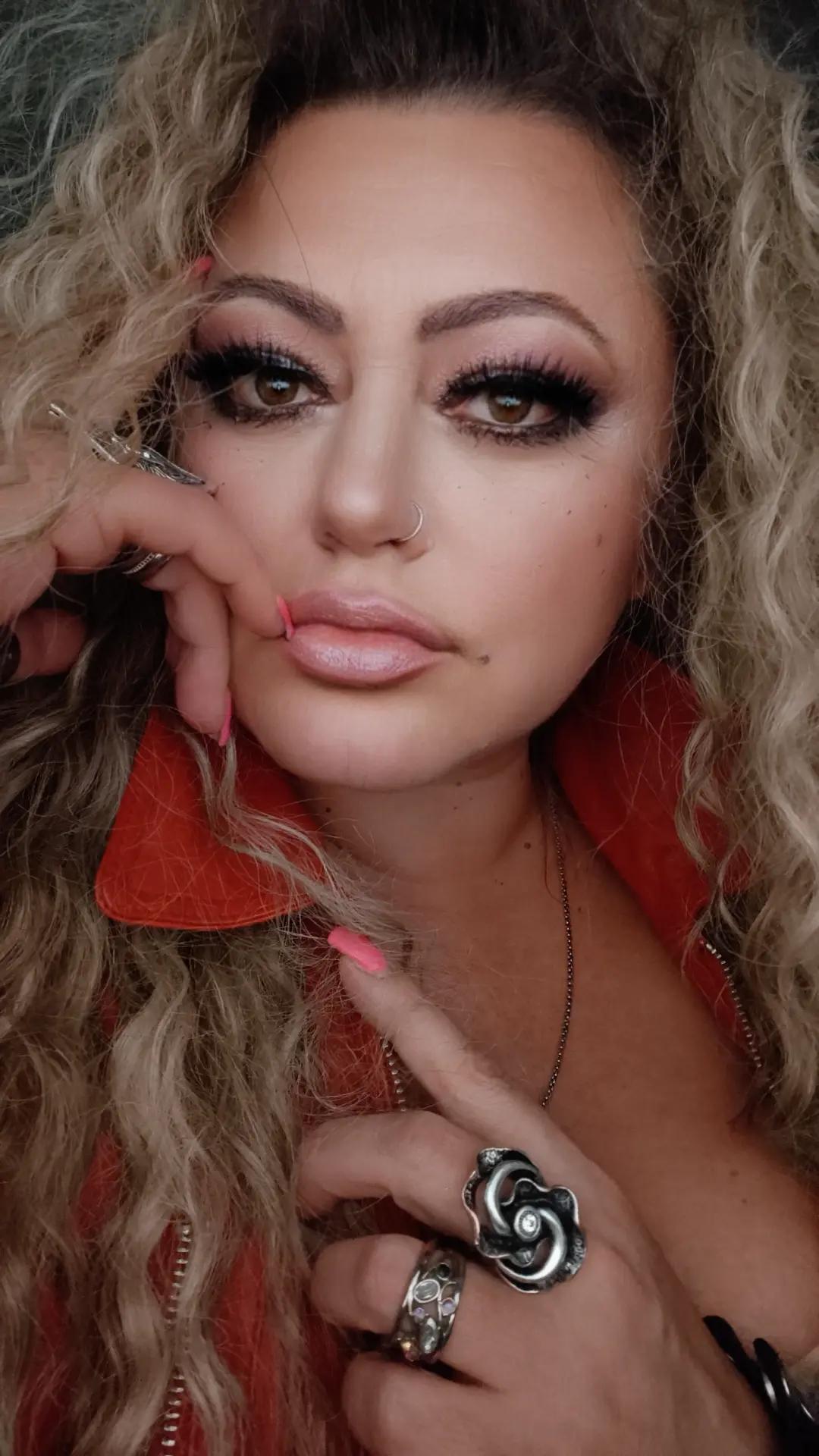 @madziko