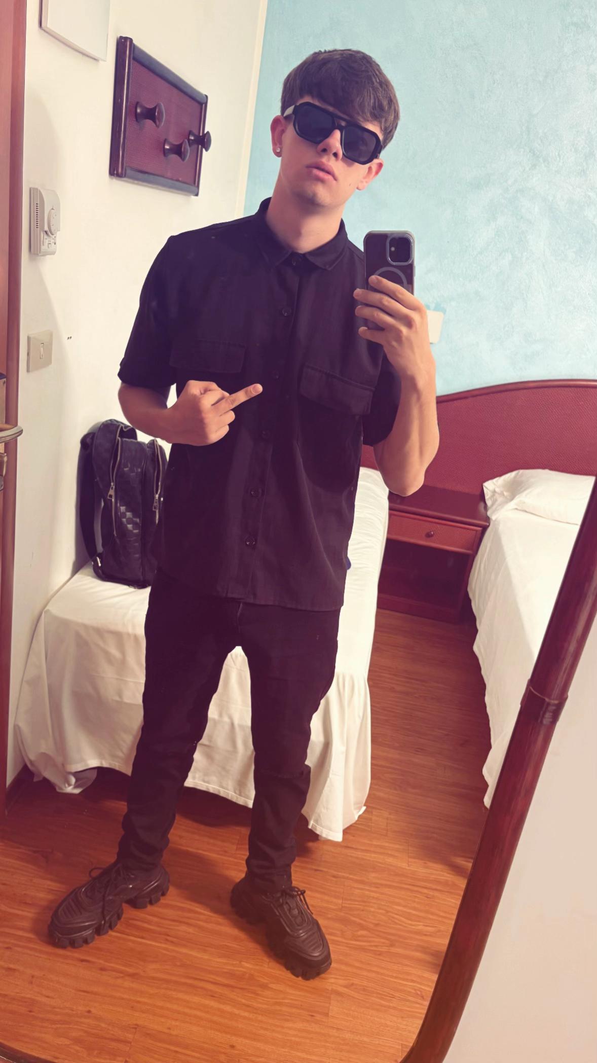 @nemicopubblico11