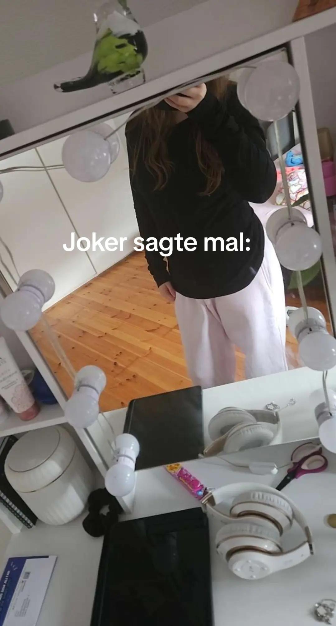 @𝐒𝐎𝐏𝐇𝐈𝐄'❦