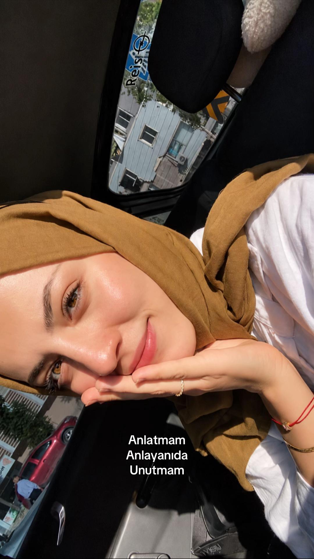 @𝐁𝐞𝐫𝐟