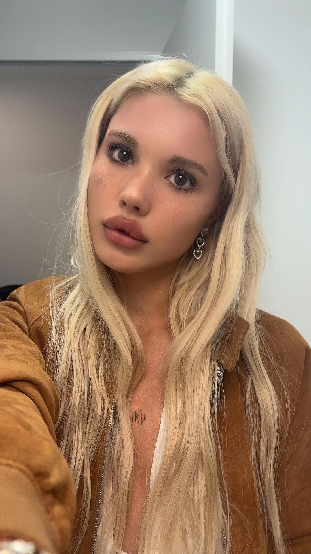 @krankebarbie